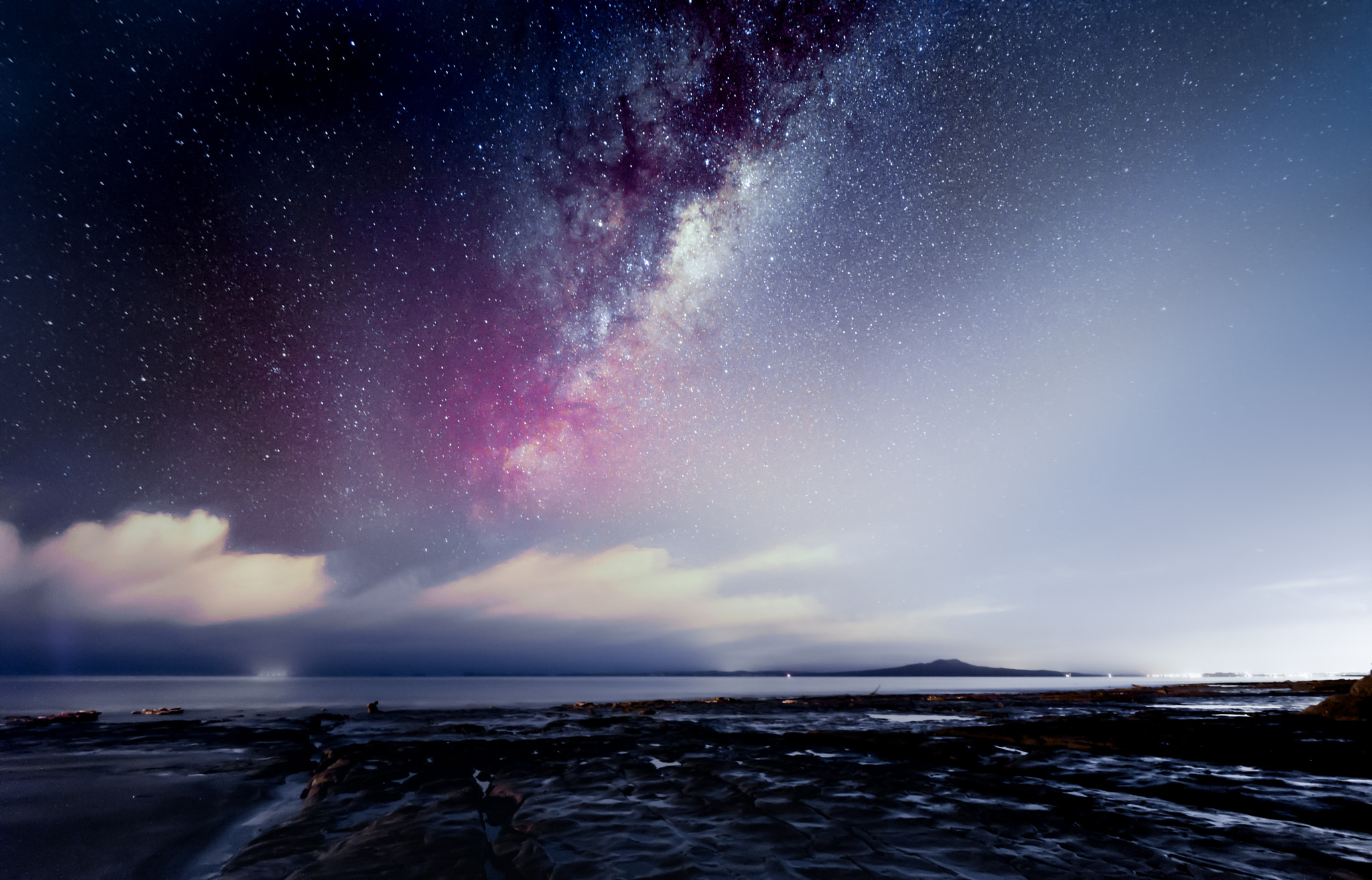 E 15mm F4.5 sample photo. Milky way above rangitoto photography