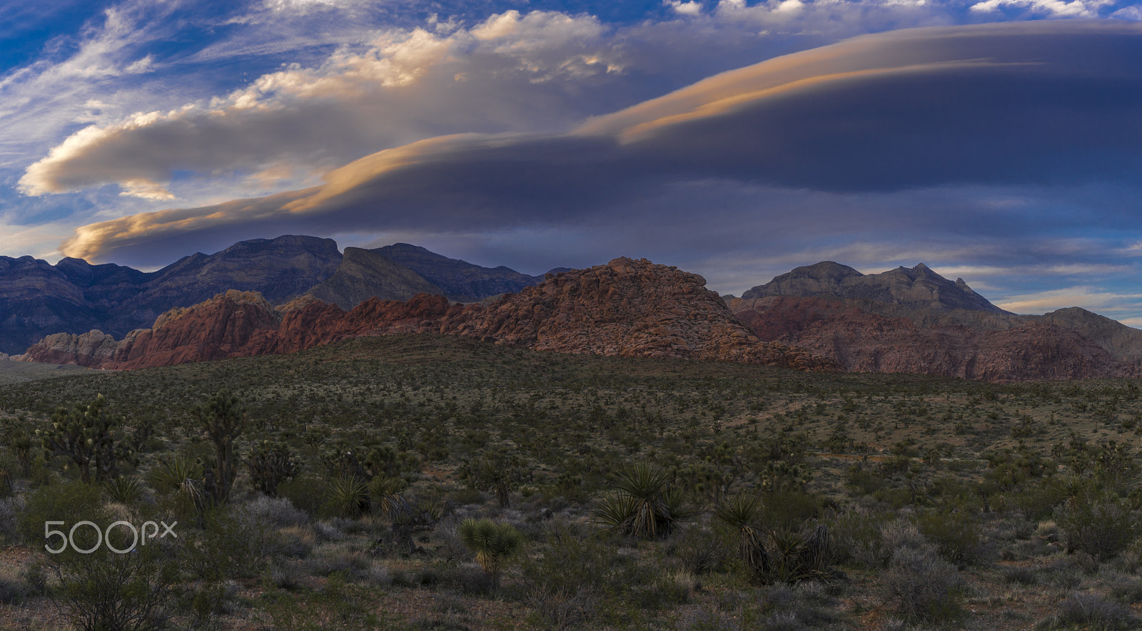 Sony a7 + Sony Vario Tessar T* FE 24-70mm F4 ZA OSS sample photo. Just before sundown photography