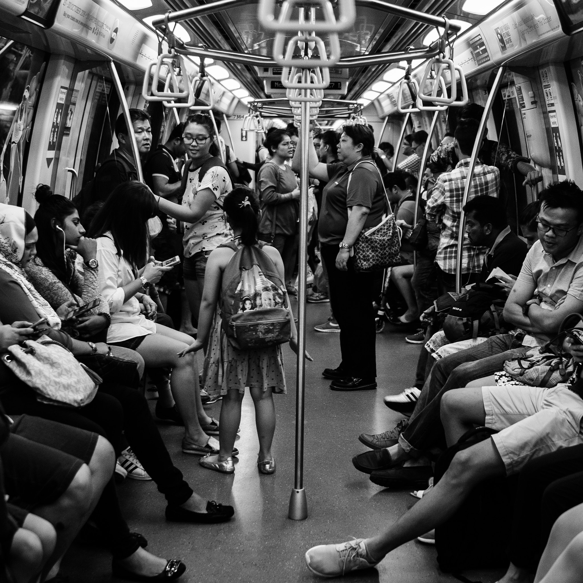 Sony FE 28mm F2 sample photo. I'm lost photography