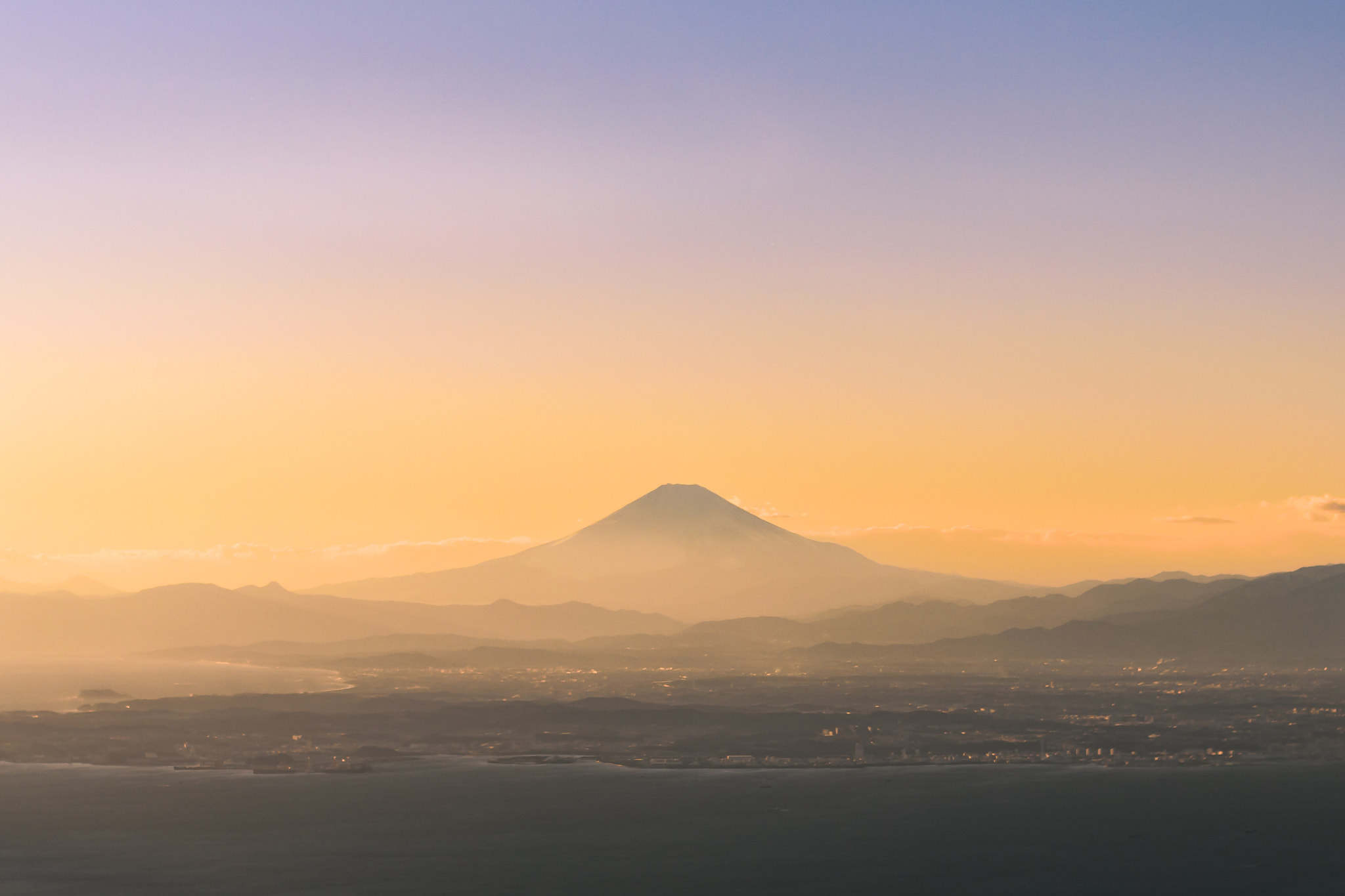 Nikon D810 + Nikon AF-S Nikkor 50mm F1.8G sample photo. Dusk of japan photography