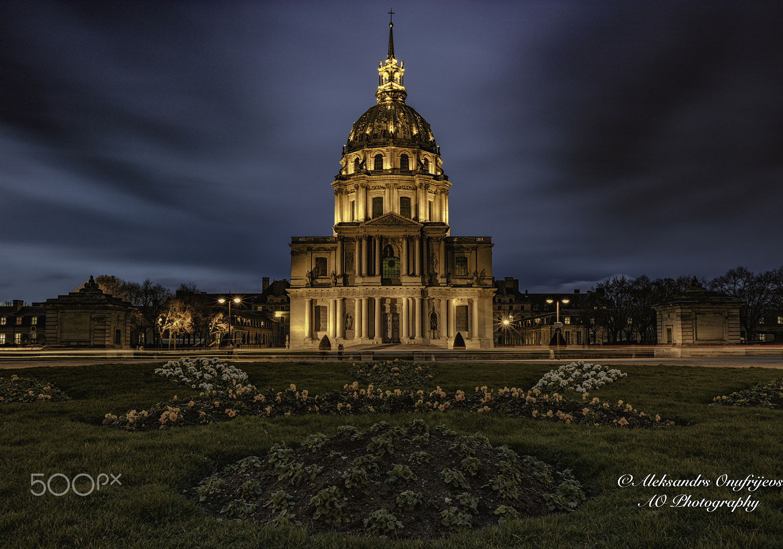 Canon EF 16-35mm F2.8L II USM sample photo. Tombeau de napoléon ier photography