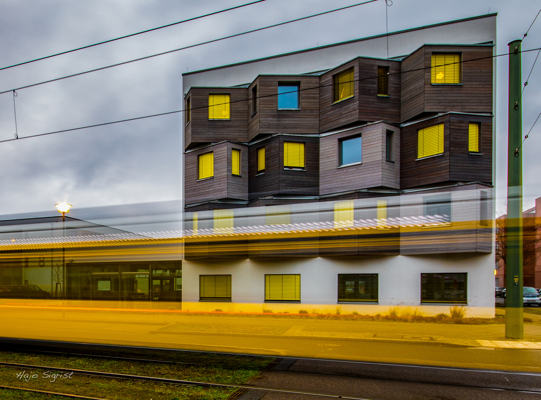 Sigma 10-20mm F4-5.6 EX DC HSM sample photo. Yellow morning photography