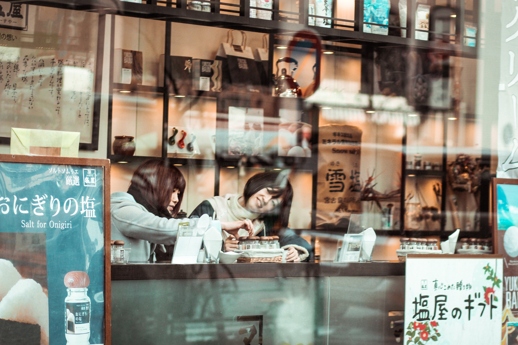 Canon EOS 60D + Canon EF 85mm F1.8 USM sample photo. Morning coffee photography