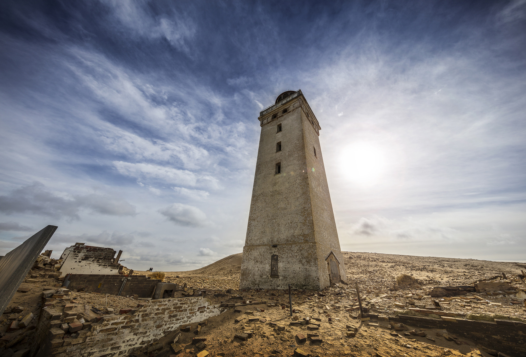 Canon EOS 5DS R + Canon EF 11-24mm F4L USM sample photo. Rubjeg knude lighthouse photography