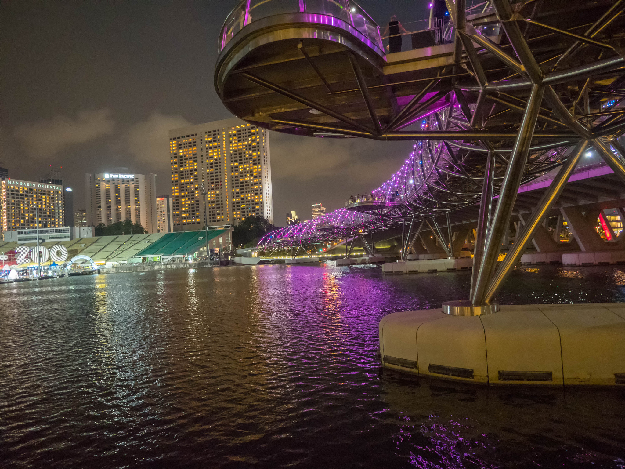 Olympus OM-D E-M1 Mark II + OLYMPUS M.12mm F2.0 sample photo. The view in singapore marina on an evening  photography