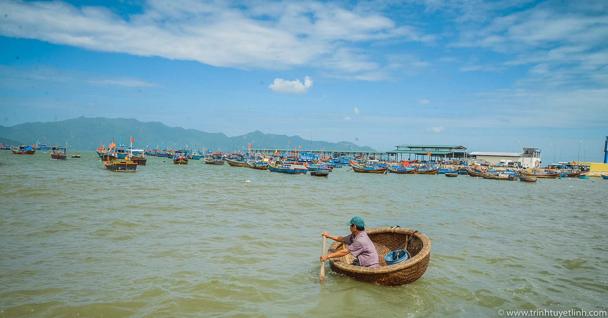 Nikon D600 sample photo. Nha trang sea photography