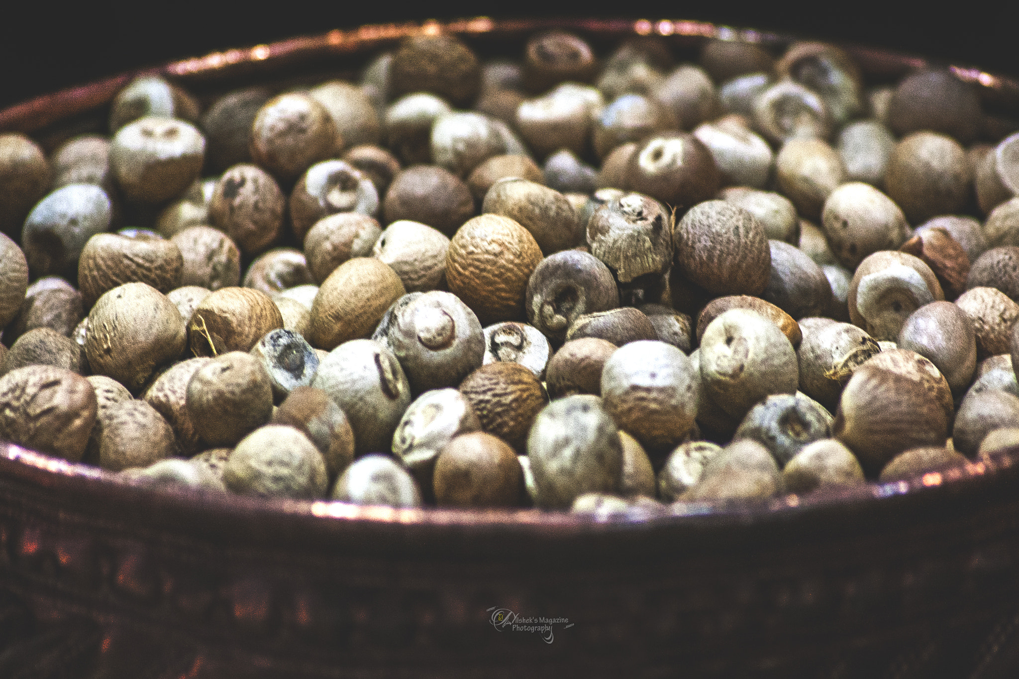 Canon EOS 1000D (EOS Digital Rebel XS / EOS Kiss F) sample photo. Areca nut photography