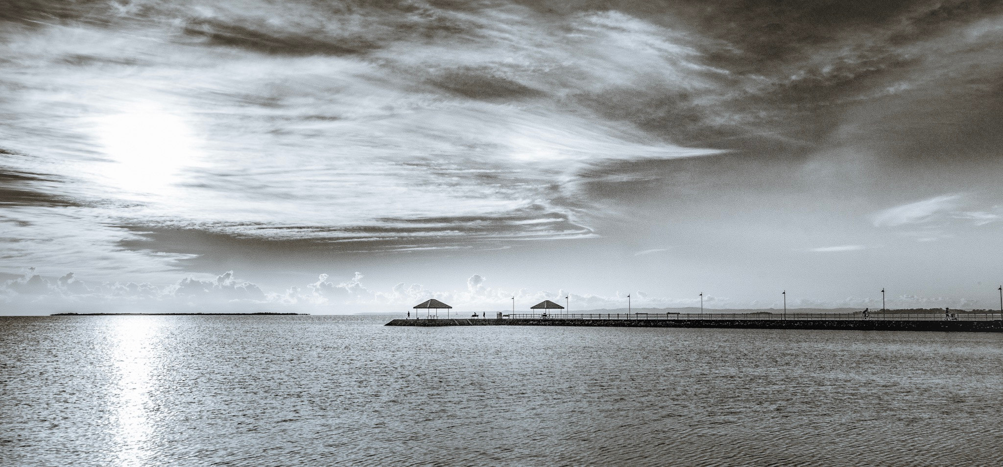 Sony Alpha NEX-7 + Sony E 18-200mm F3.5-6.3 OSS sample photo. St helena island and wynnum pier at sunrise photography