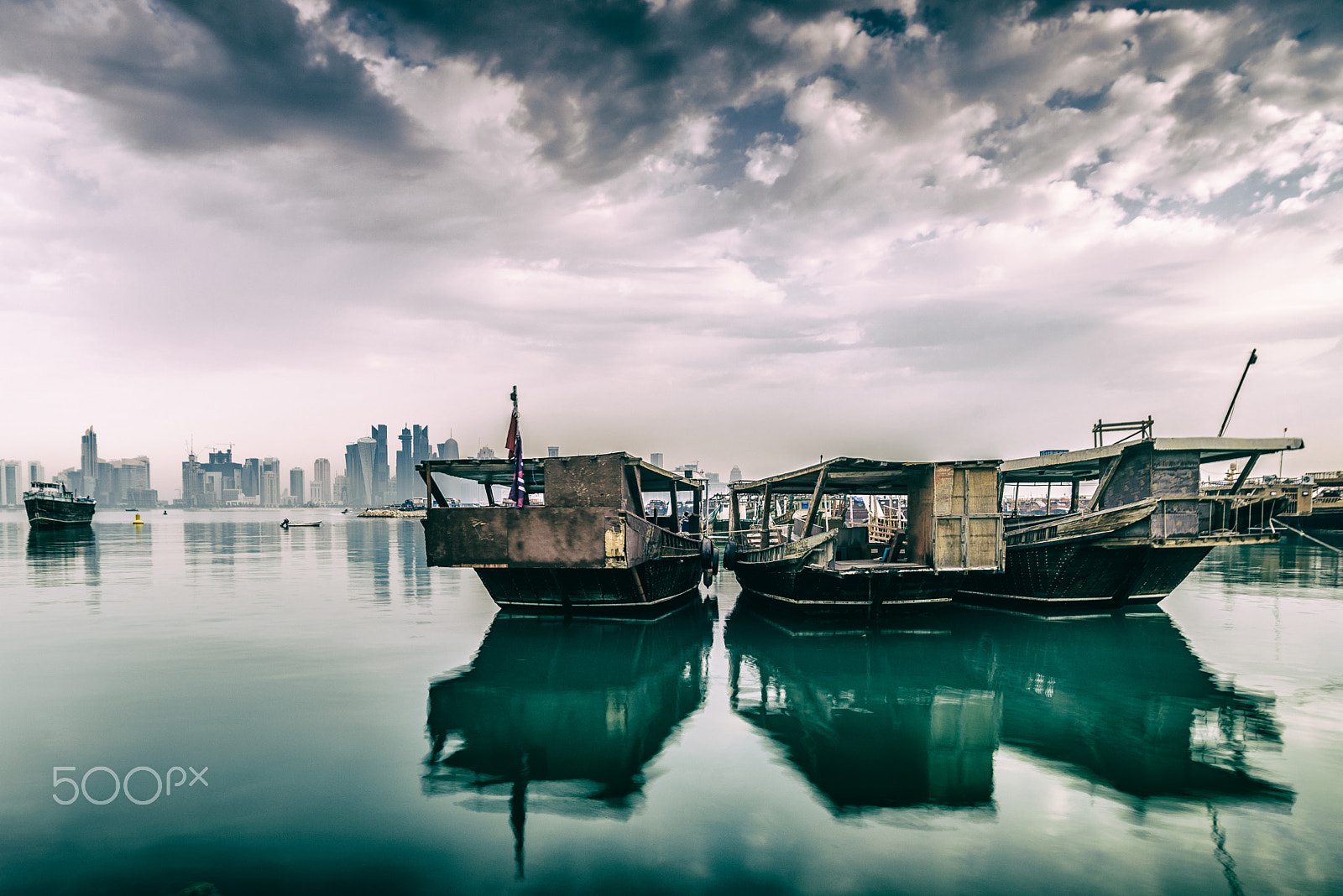 Nikon D750 + Sigma 17-35mm F2.8-4 EX DG  Aspherical HSM sample photo. Qatar traditional dhow photography