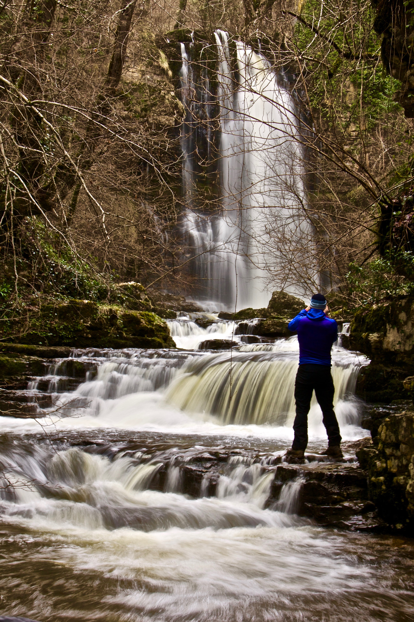Canon EF-S 18-200mm F3.5-5.6 IS sample photo. Cascada las pisas photography