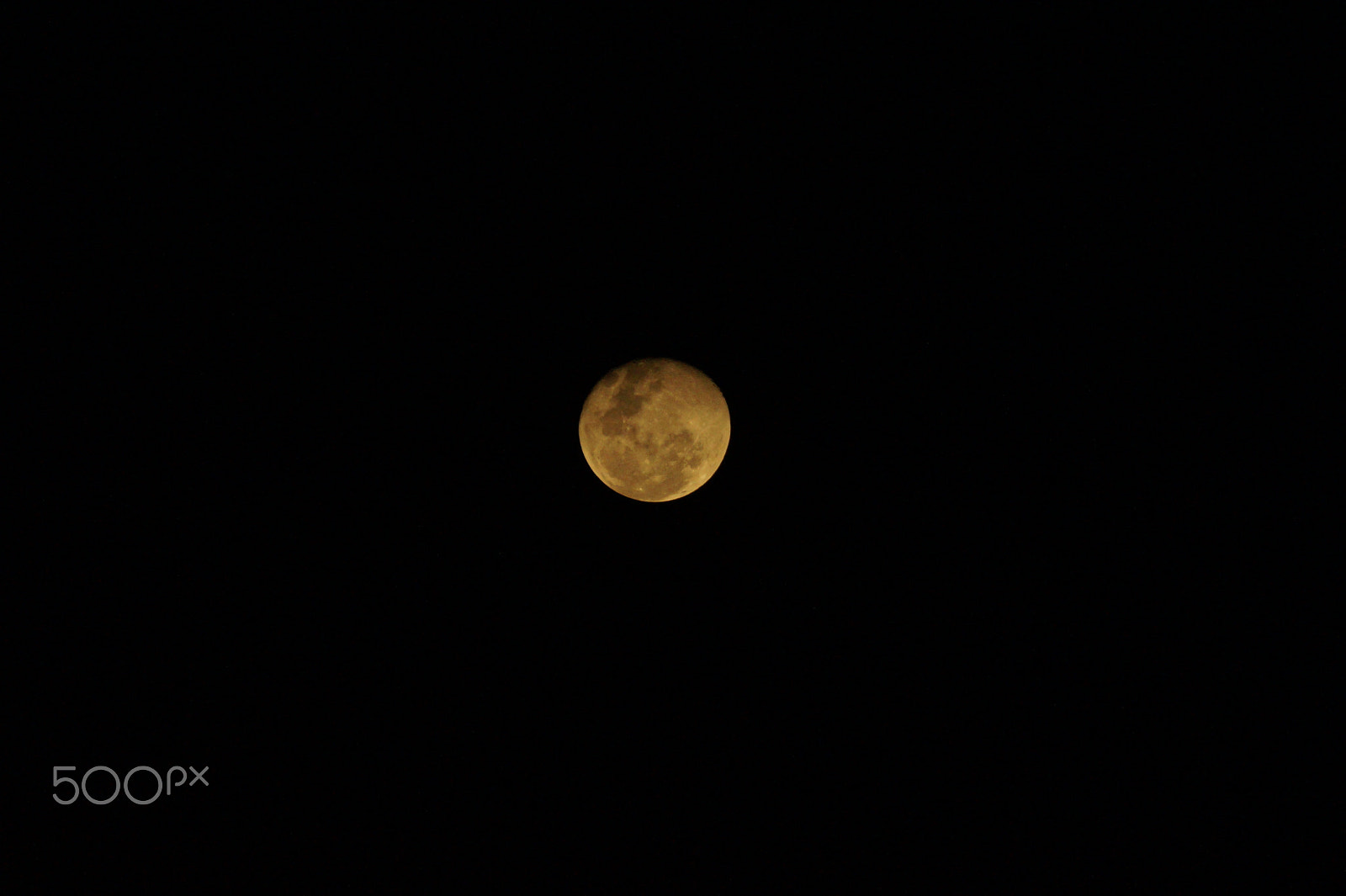 Sony DT 55-300mm F4.5-5.6 SAM sample photo. A moon photography