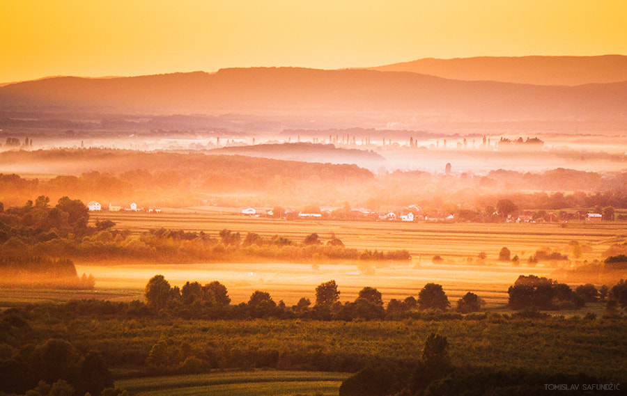 Nikon AF-S Nikkor 70-200mm F2.8G ED VR II sample photo. Golden morning ii photography