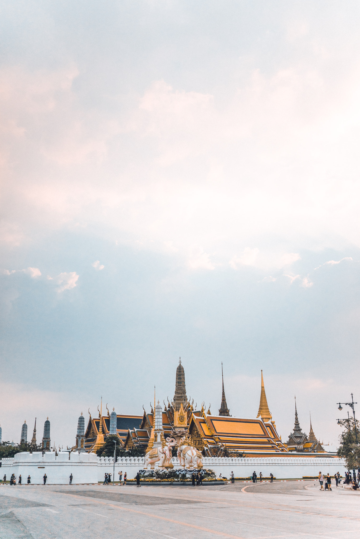 Sony a7 II + Sony Sonnar T* FE 35mm F2.8 ZA sample photo. Thailand. photography
