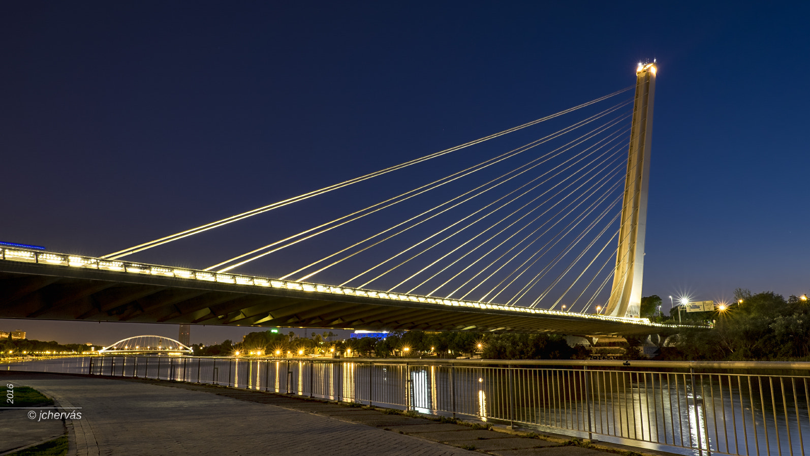 Fujifilm X-T1 + Fujifilm XF 16-55mm F2.8 R LM WR sample photo. Puente del alamillo photography