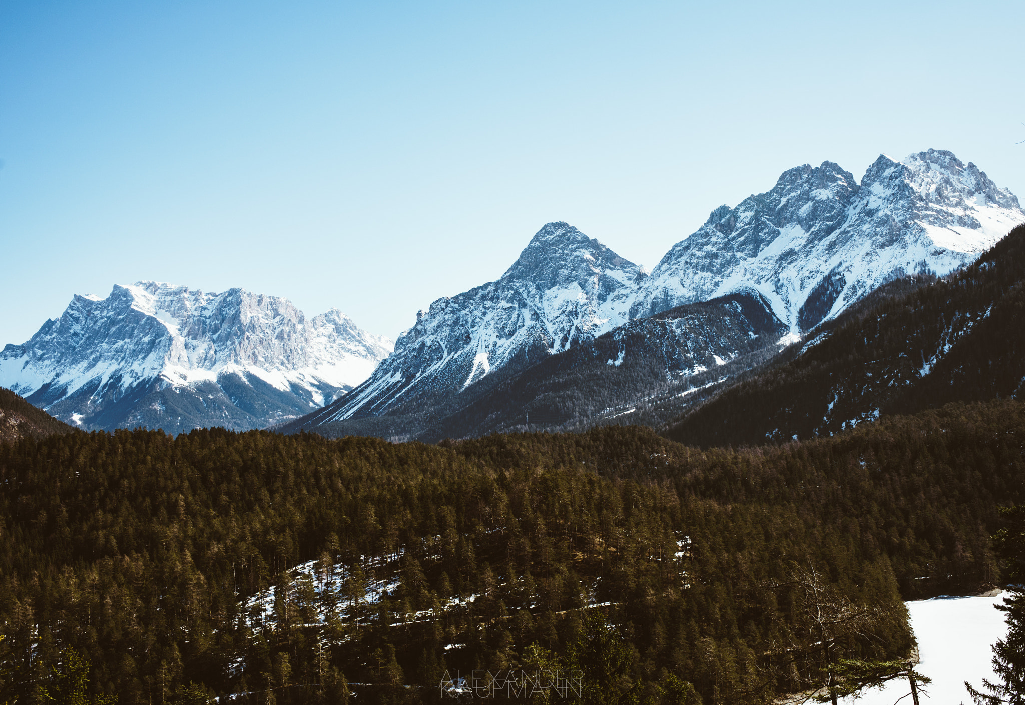 Sony a7 II + Canon EF 35mm F2 IS USM sample photo. Zugspitzblick photography