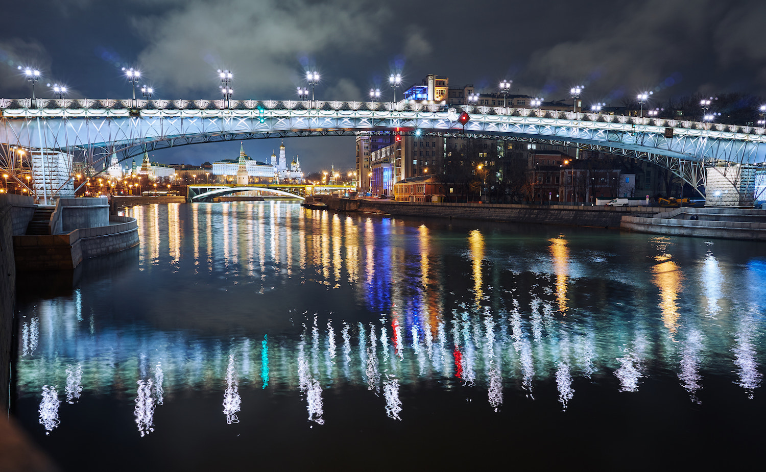 Sony FE 28mm F2 sample photo. Patriarshy bridge photography