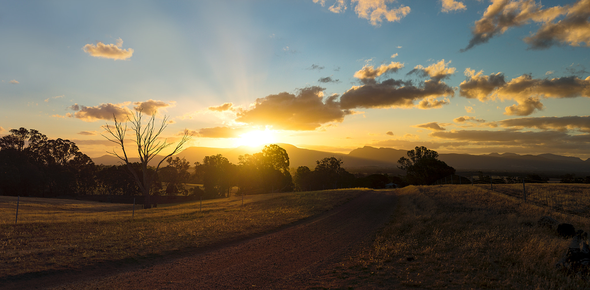 Sony SLT-A77 sample photo. Sunset on the grampians photography