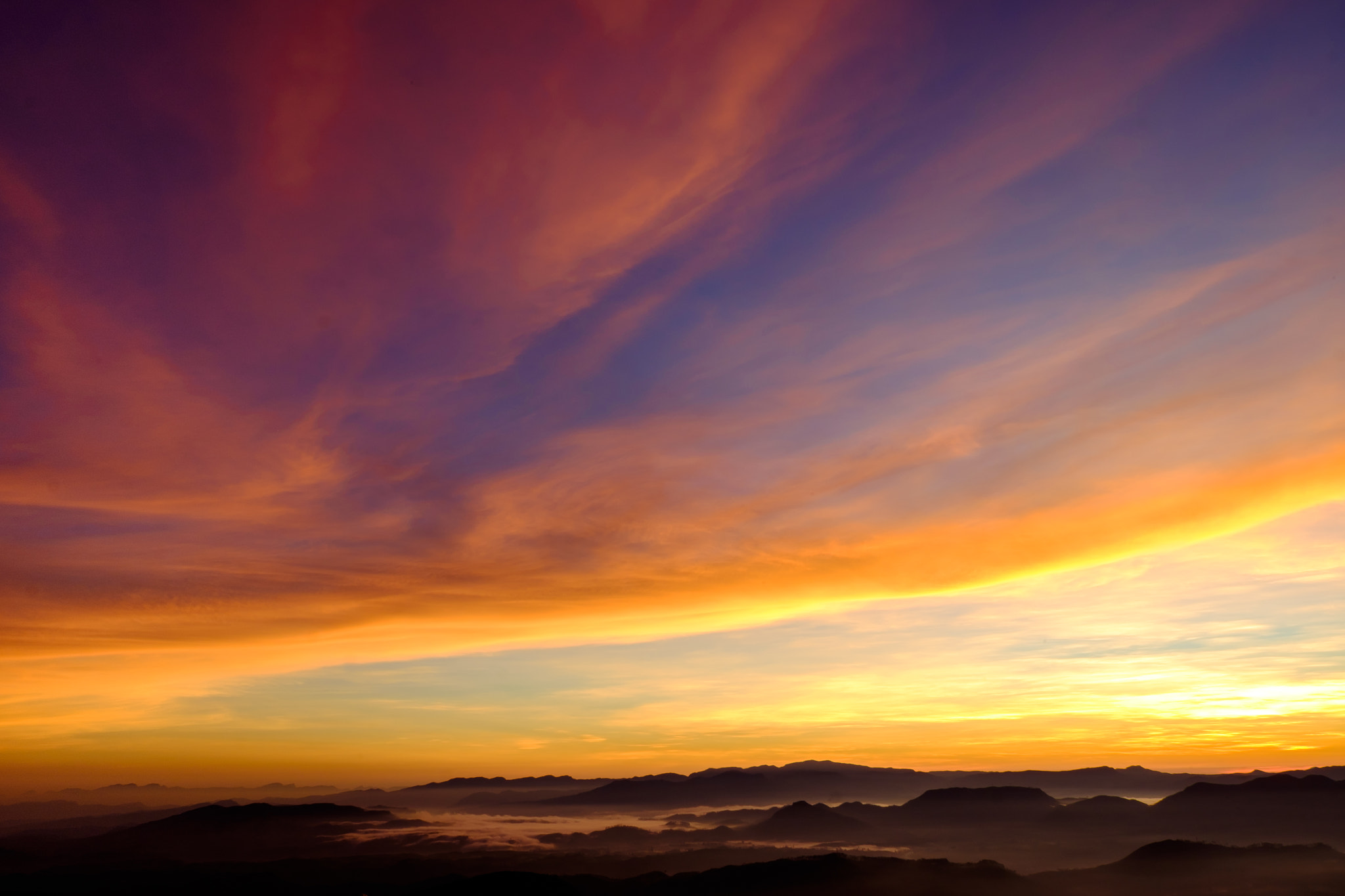 Fujifilm X-E2 + Fujifilm XF 18-55mm F2.8-4 R LM OIS sample photo. Magical sunrise, adam's peak, sri lanka photography