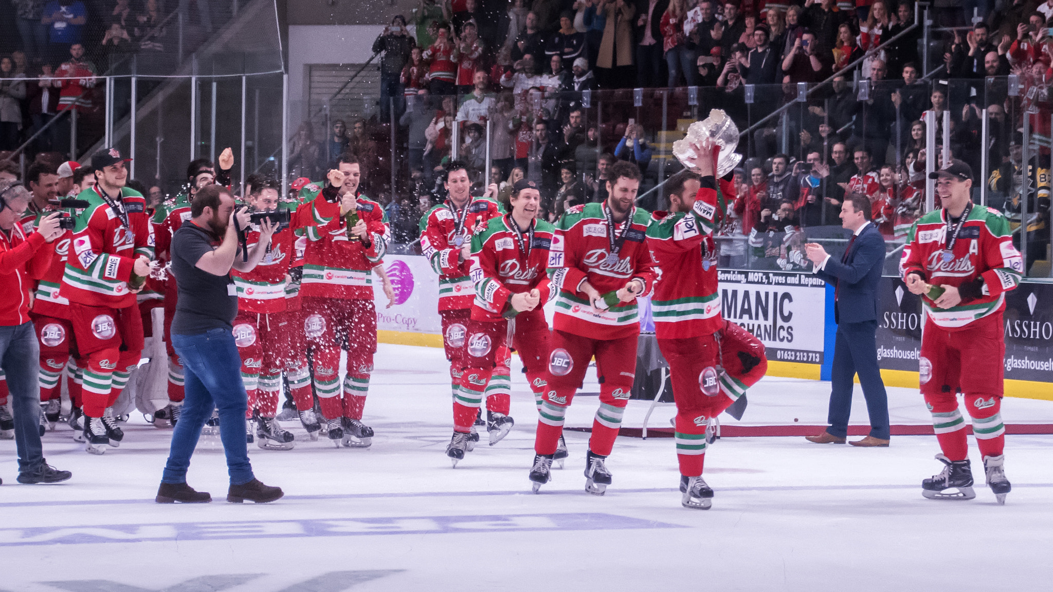 Nikon D500 sample photo. Cardiff devils - eihl champions 2017 photography