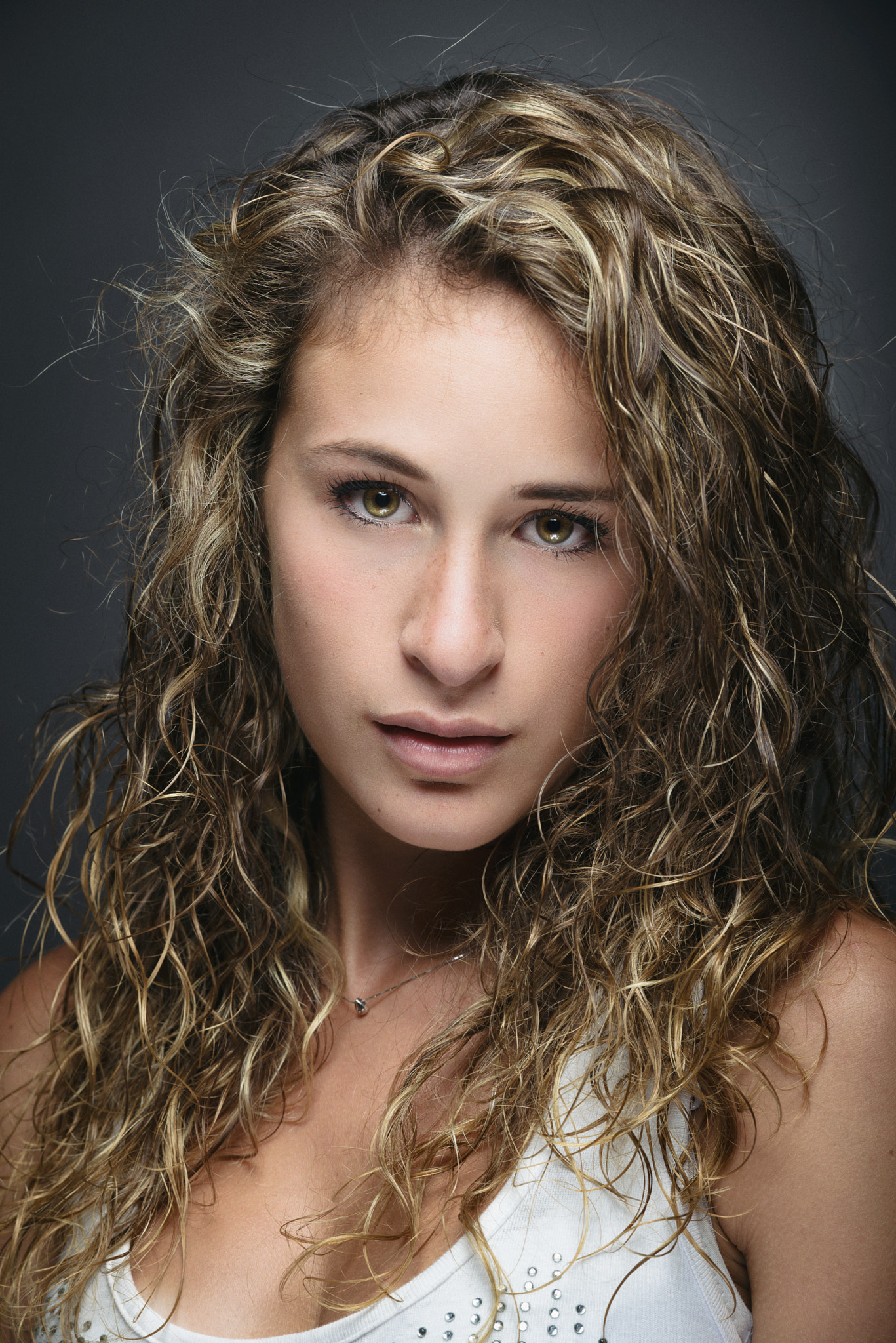Nikon AF-S Nikkor 70-200mm F2.8G ED VR II sample photo. Giorgia photography