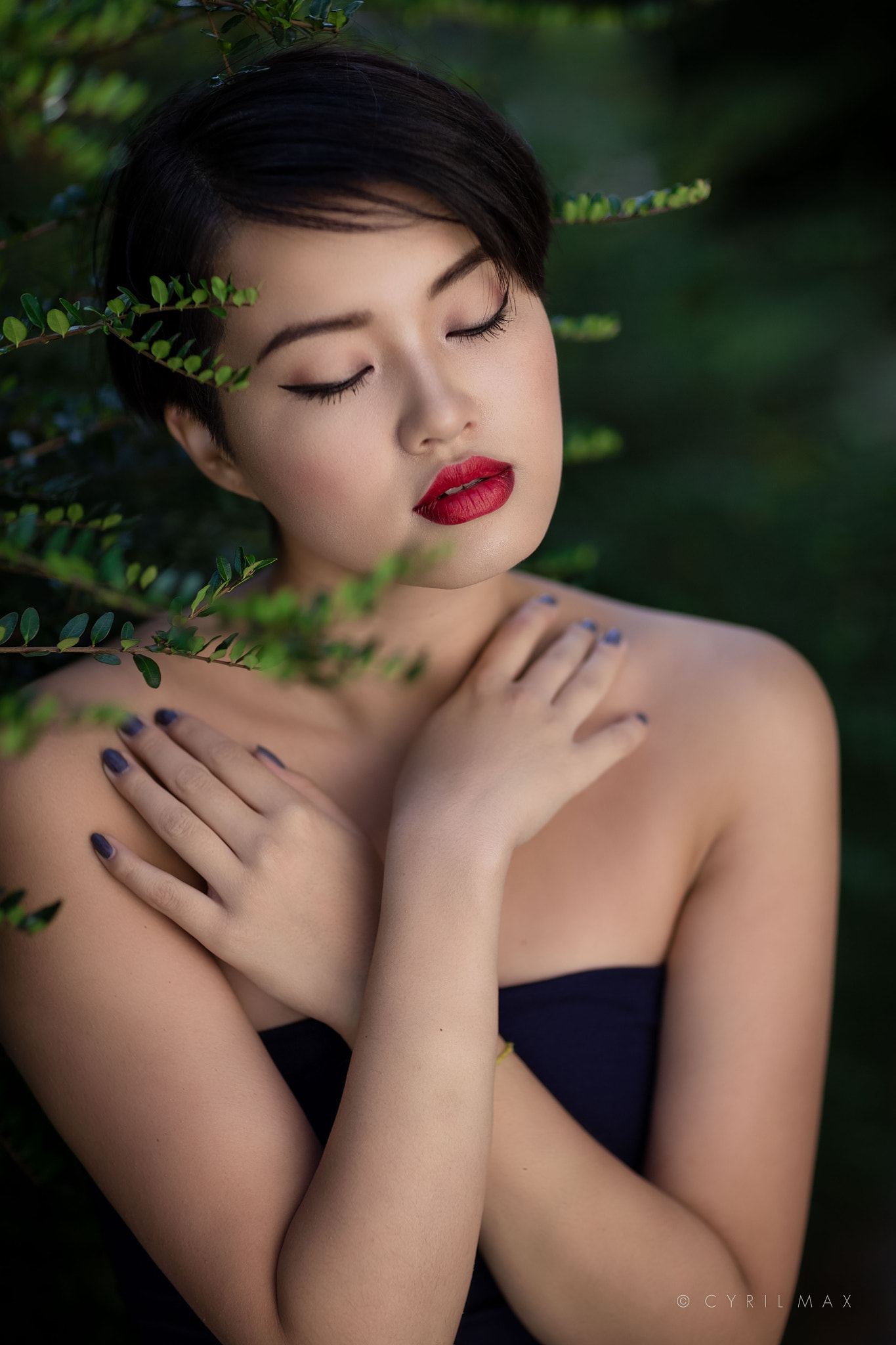 Canon EOS 6D + Canon EF 85mm F1.2L II USM sample photo. Julia photography