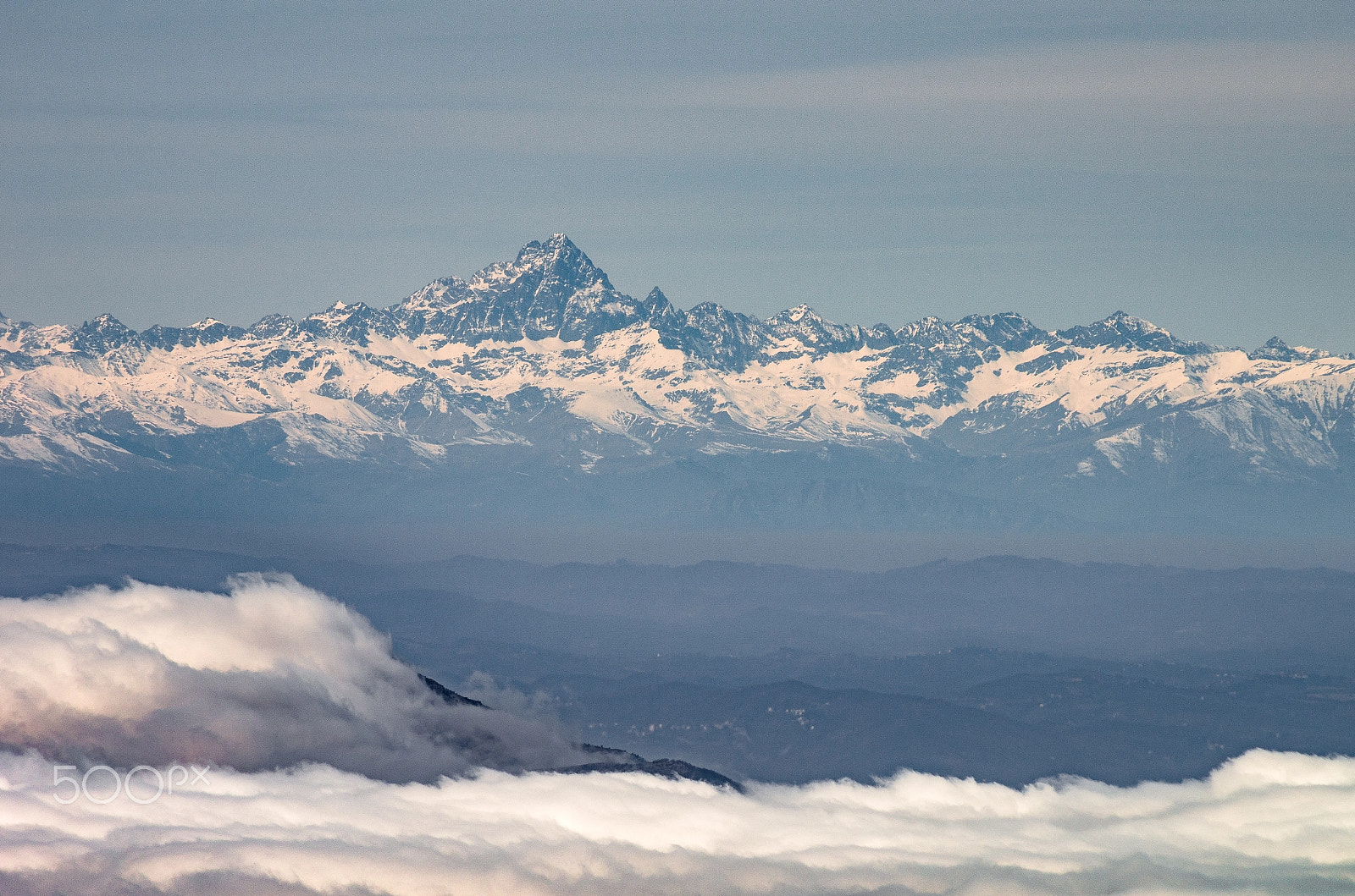 Pentax smc DA 55-300mm F4.0-5.8 ED sample photo. Monviso photography