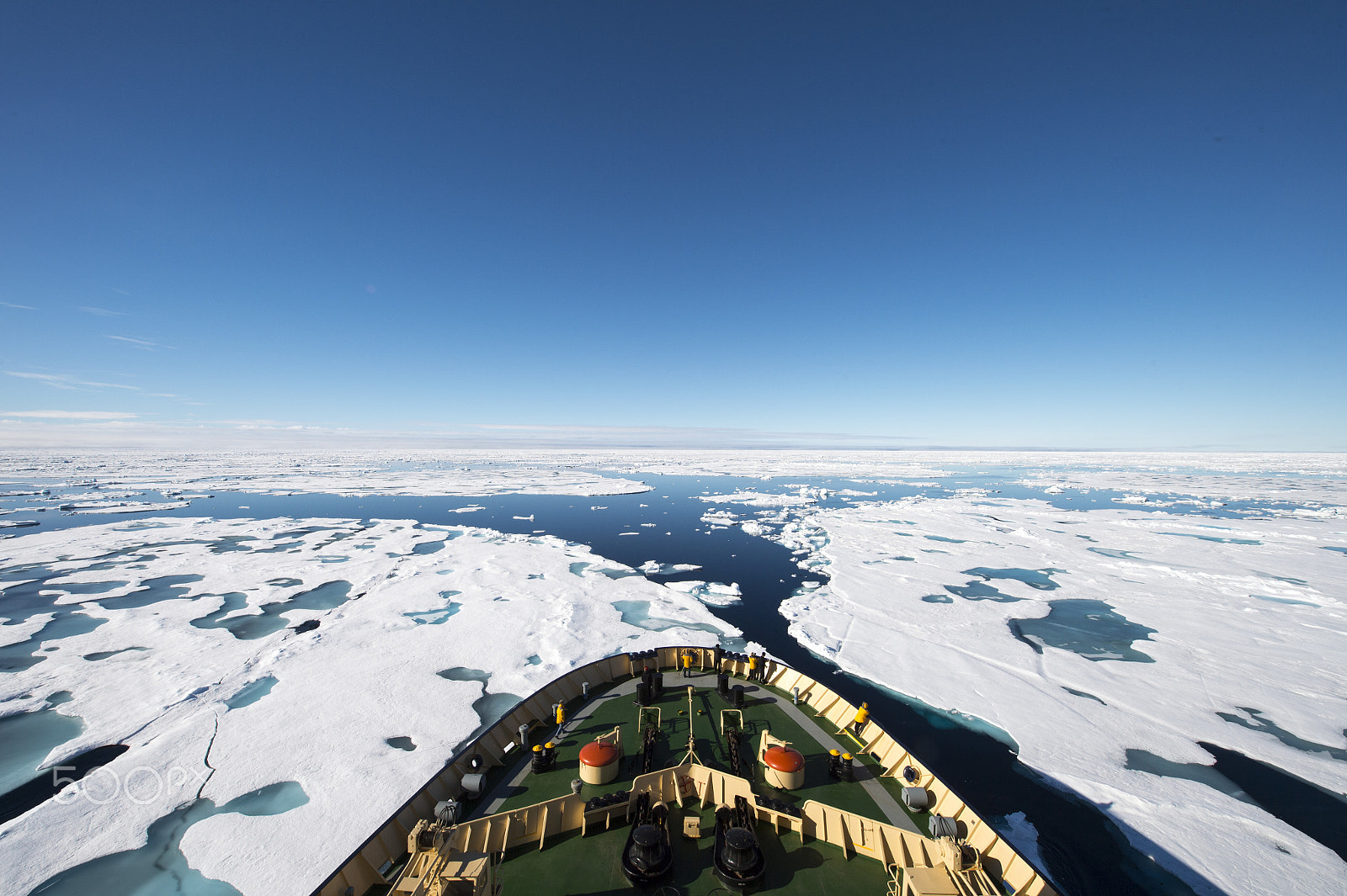 Nikon AF-S Nikkor 14-24mm F2.8G ED sample photo. Icebreaker in the ice photography