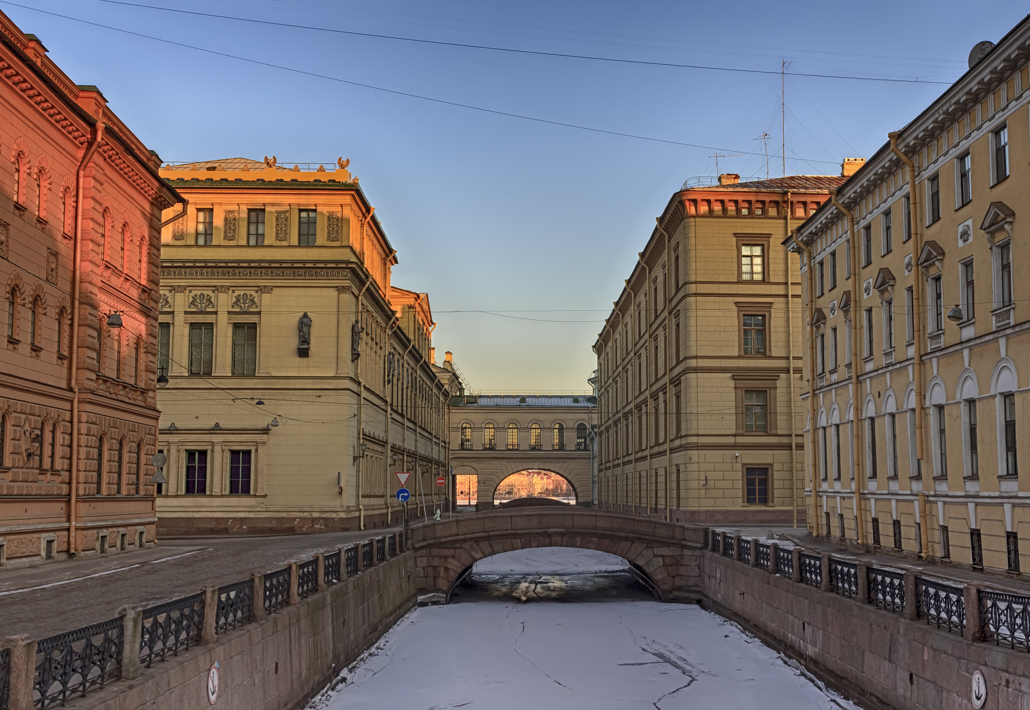 Canon EF-S 24mm F2.8 STM sample photo. Early morning of early spring - Раннее утро ранней весны photography