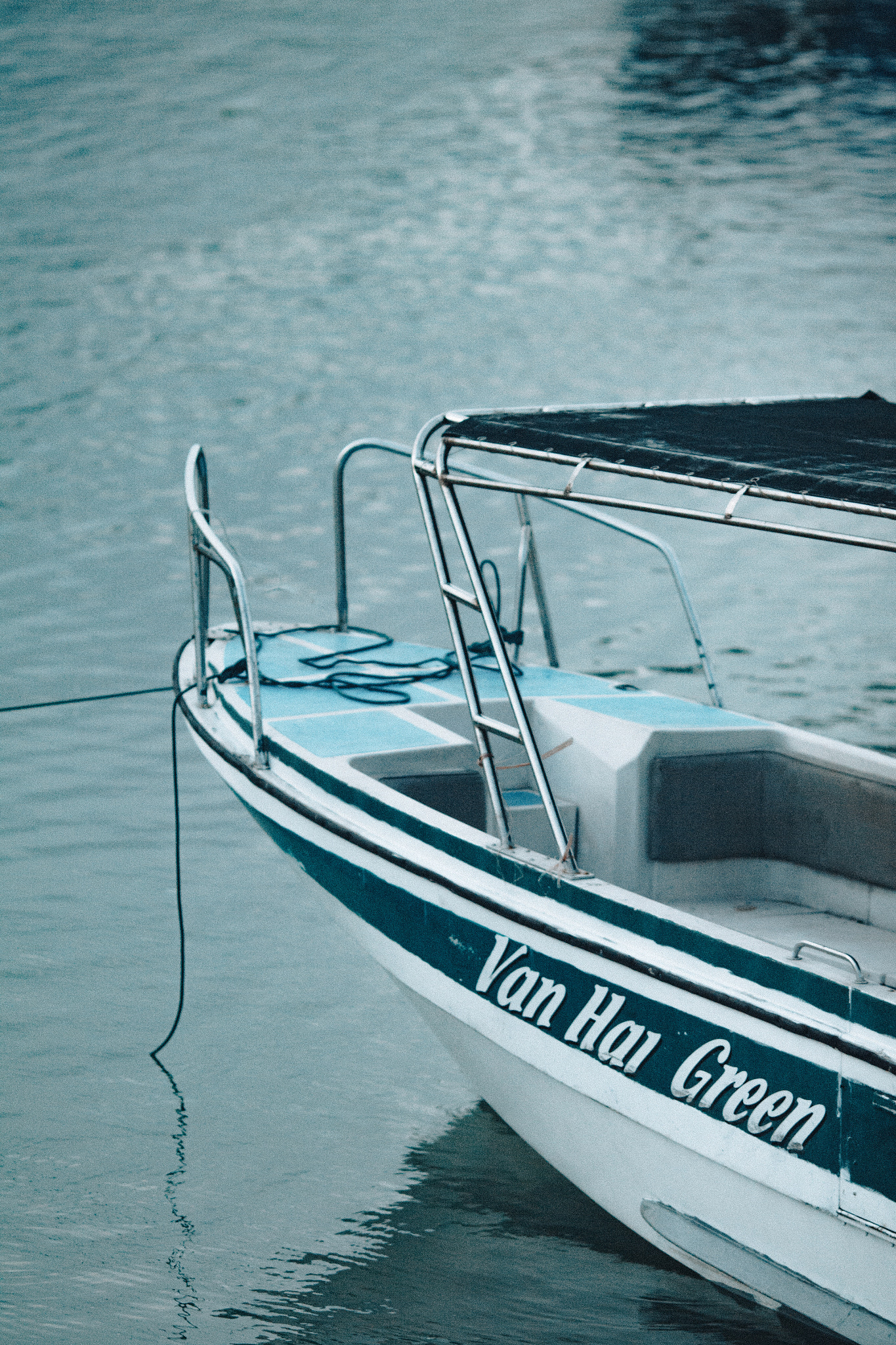 Canon EOS 50D + Canon EF 135mm F2L USM sample photo. Boat photography