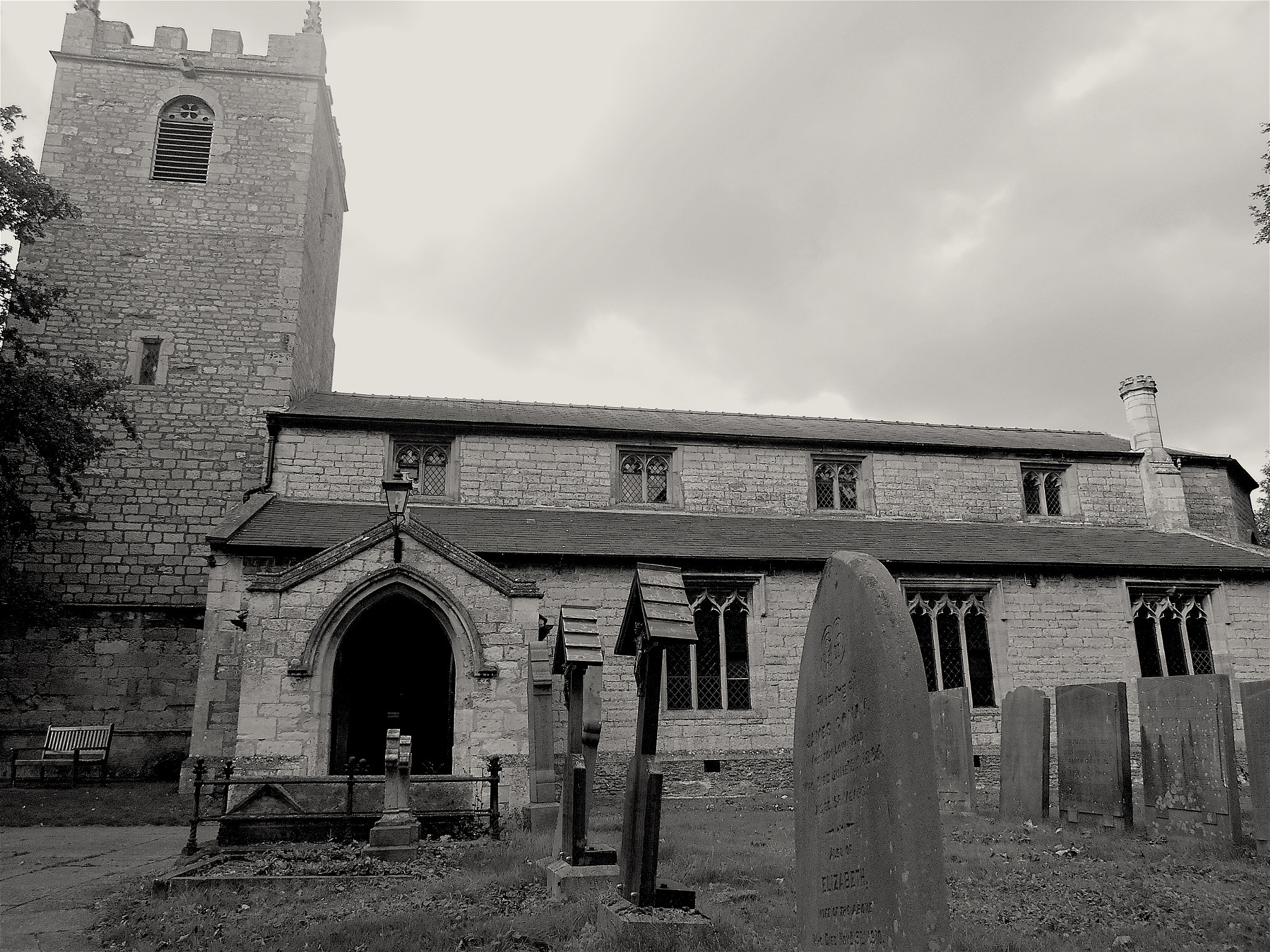 Nikon Coolpix S2900 sample photo. Black and white church photography