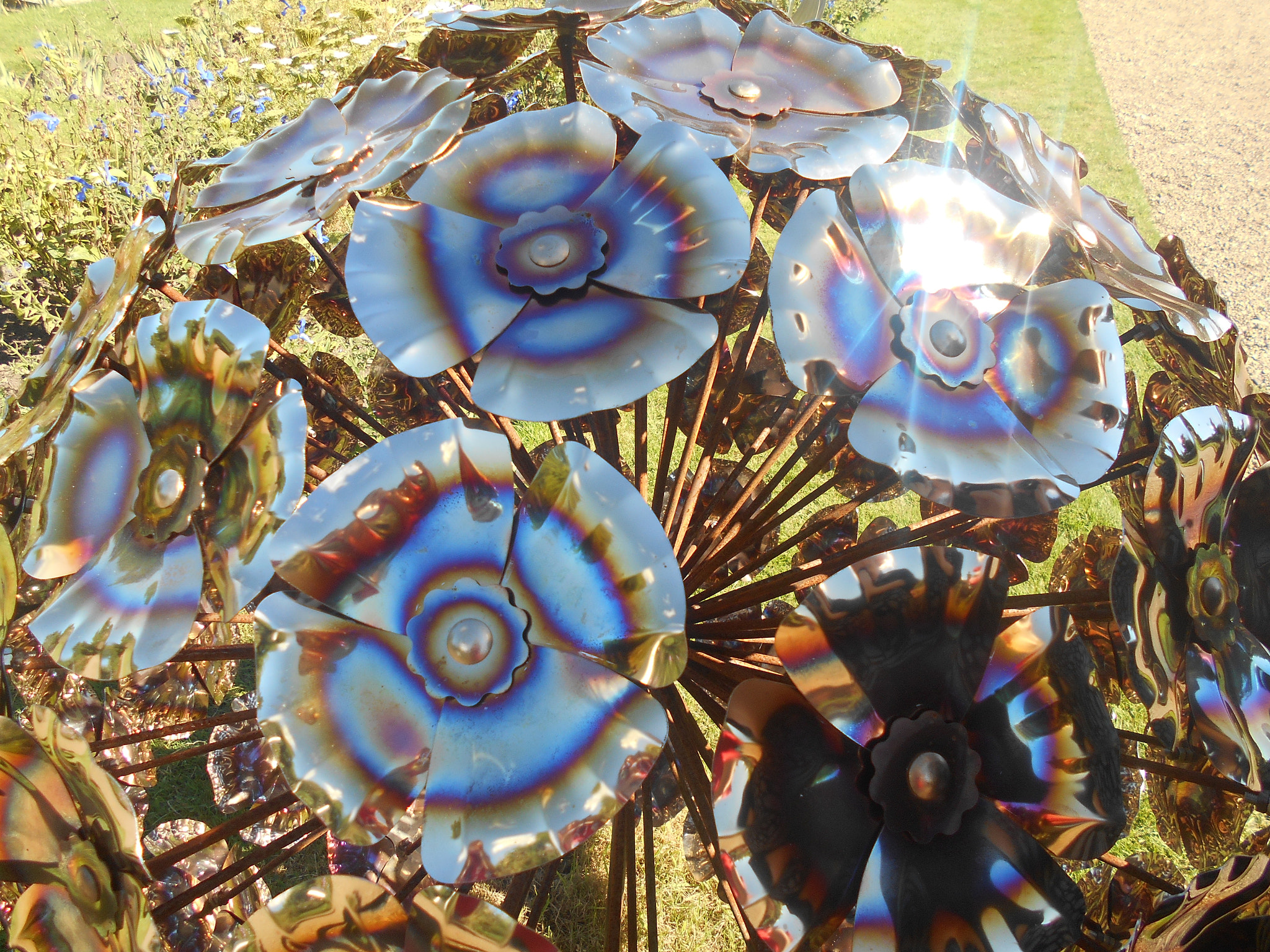 Nikon Coolpix S2900 sample photo. Reflection onto colourful architecture photography