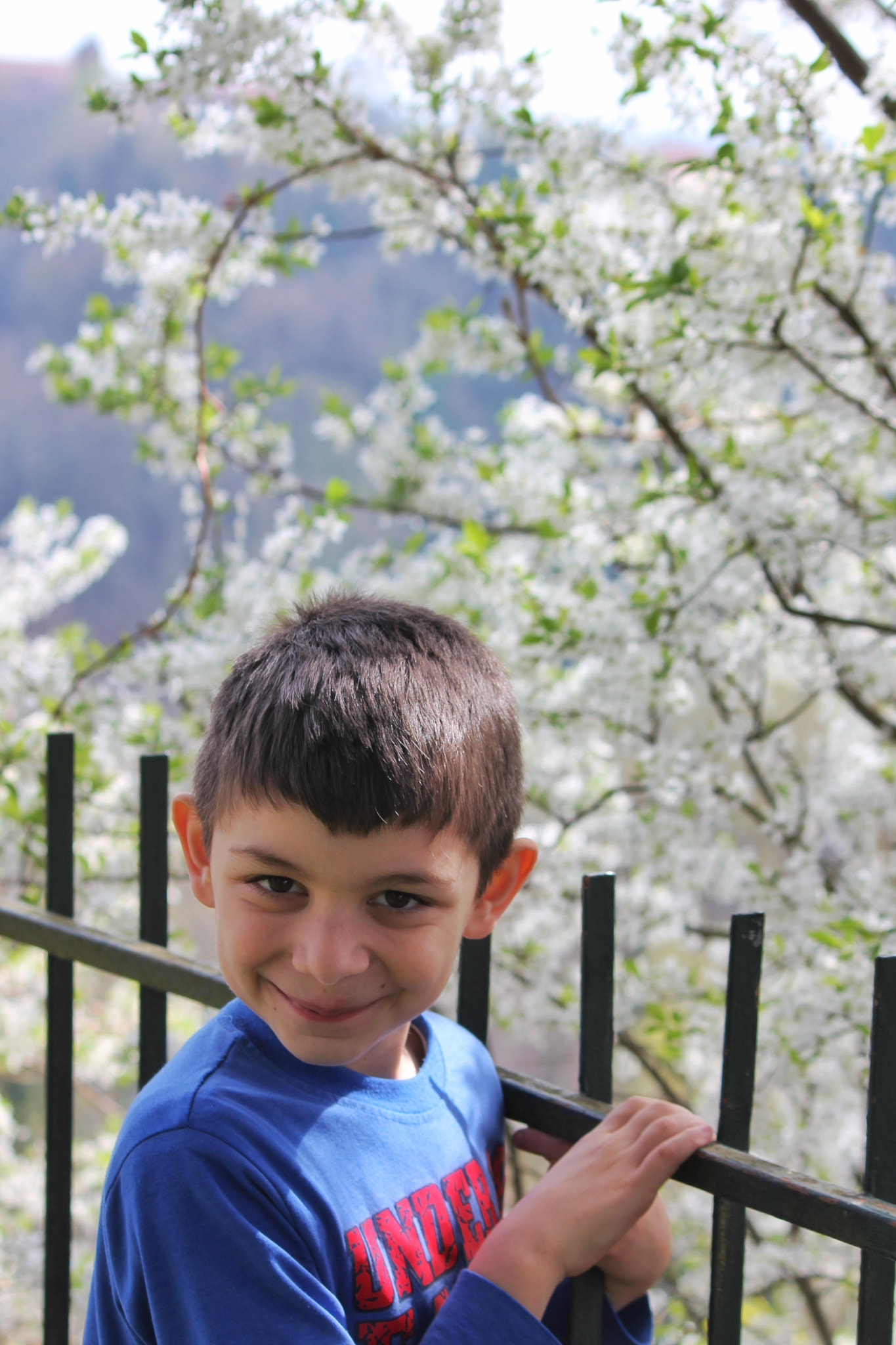 Canon EF-S 55-250mm F4-5.6 IS II sample photo. Happy spring photography