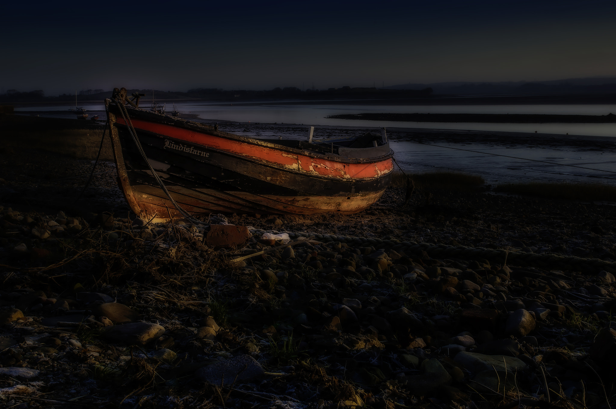 Nikon AF-S Nikkor 24-70mm F2.8G ED sample photo. Last of the light photography