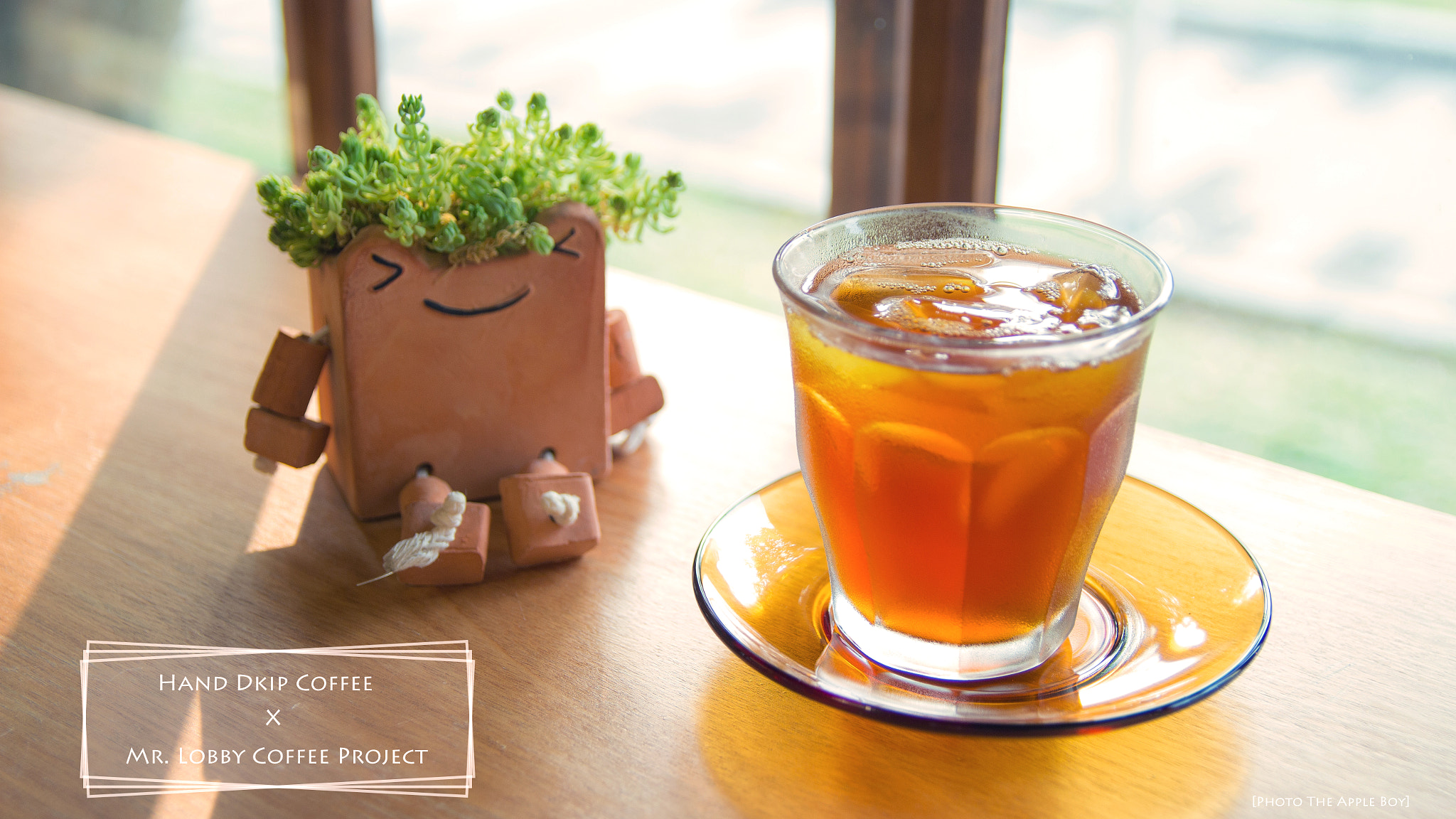 Canon EF-S 17-55mm F2.8 IS USM sample photo. Hand dkip coffee photography