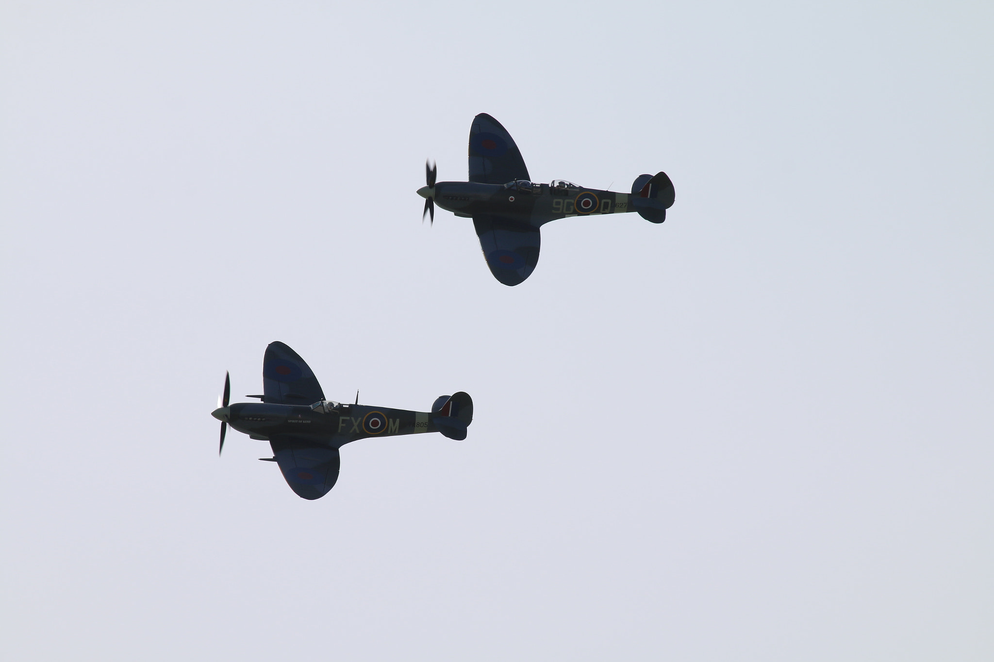 Canon EOS 70D + Canon EF 100-400mm F4.5-5.6L IS USM sample photo. Dame vera lynn's 100th birthday flypast photography
