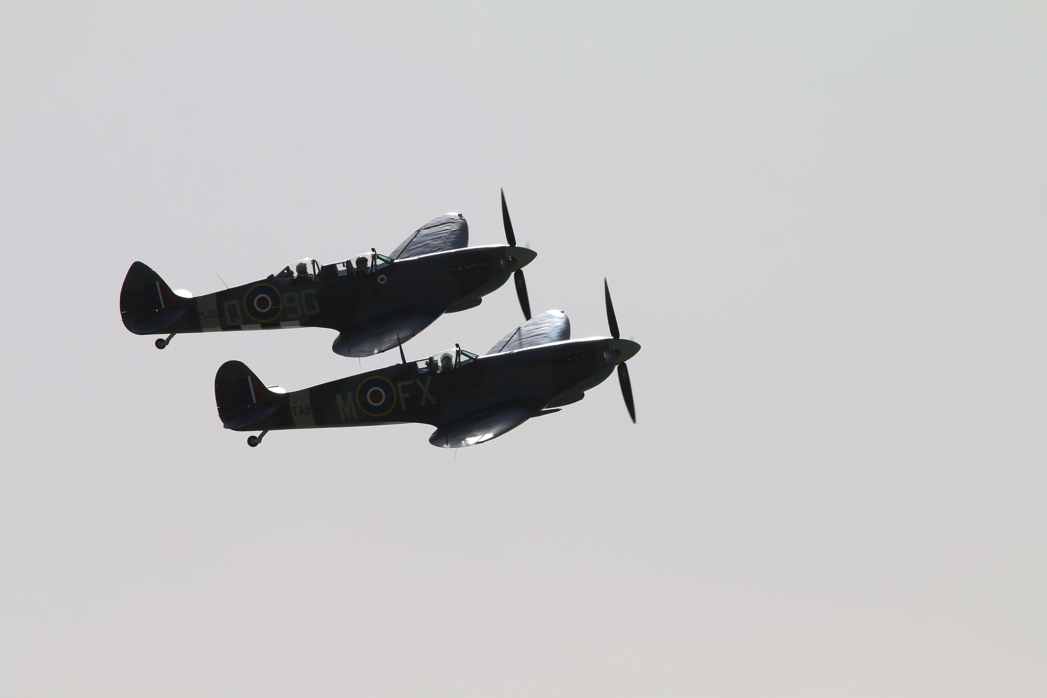 Canon EOS 70D + Canon EF 100-400mm F4.5-5.6L IS USM sample photo. Dame vera lynn's 100th birthday flypast photography