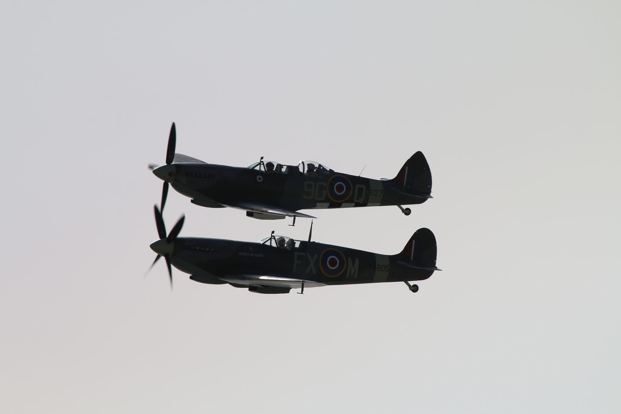 Canon EOS 70D + Canon EF 100-400mm F4.5-5.6L IS USM sample photo. Dame vera lynn's 100th birthday flypast photography