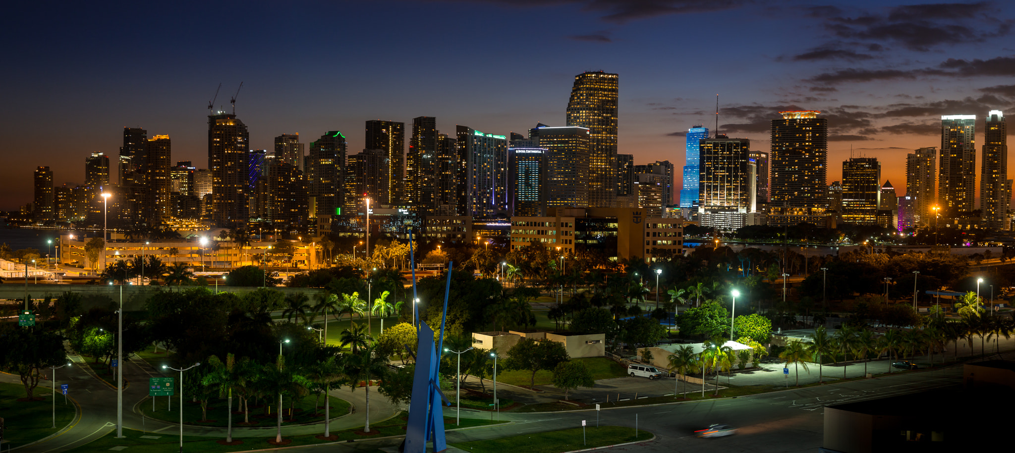 Canon EOS 60D sample photo. Downtown miami @sunset photography