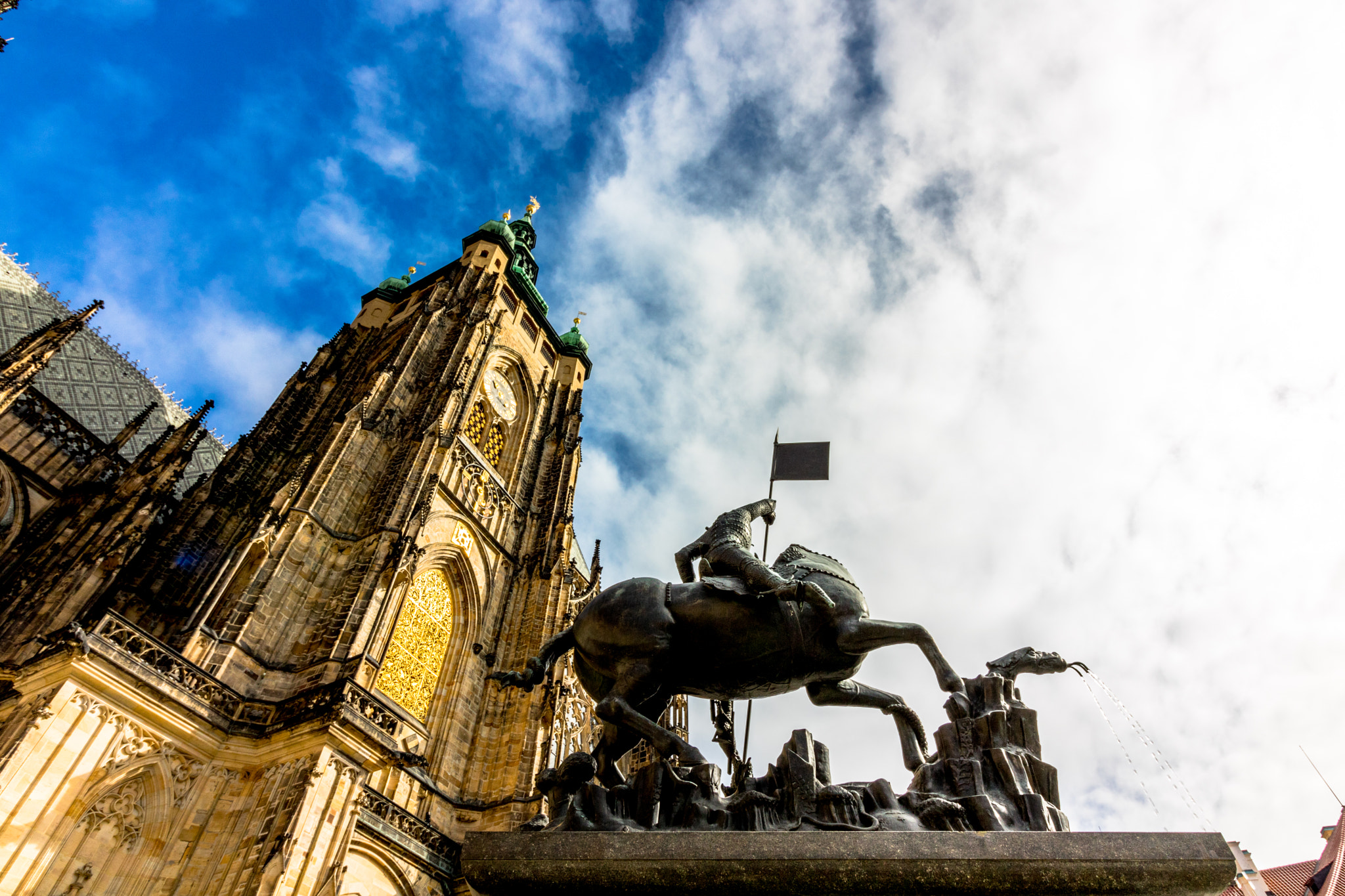 Canon EOS 760D (EOS Rebel T6s / EOS 8000D) + Canon EF-S 10-18mm F4.5–5.6 IS STM sample photo. Prague -  st. vitus cathedral photography