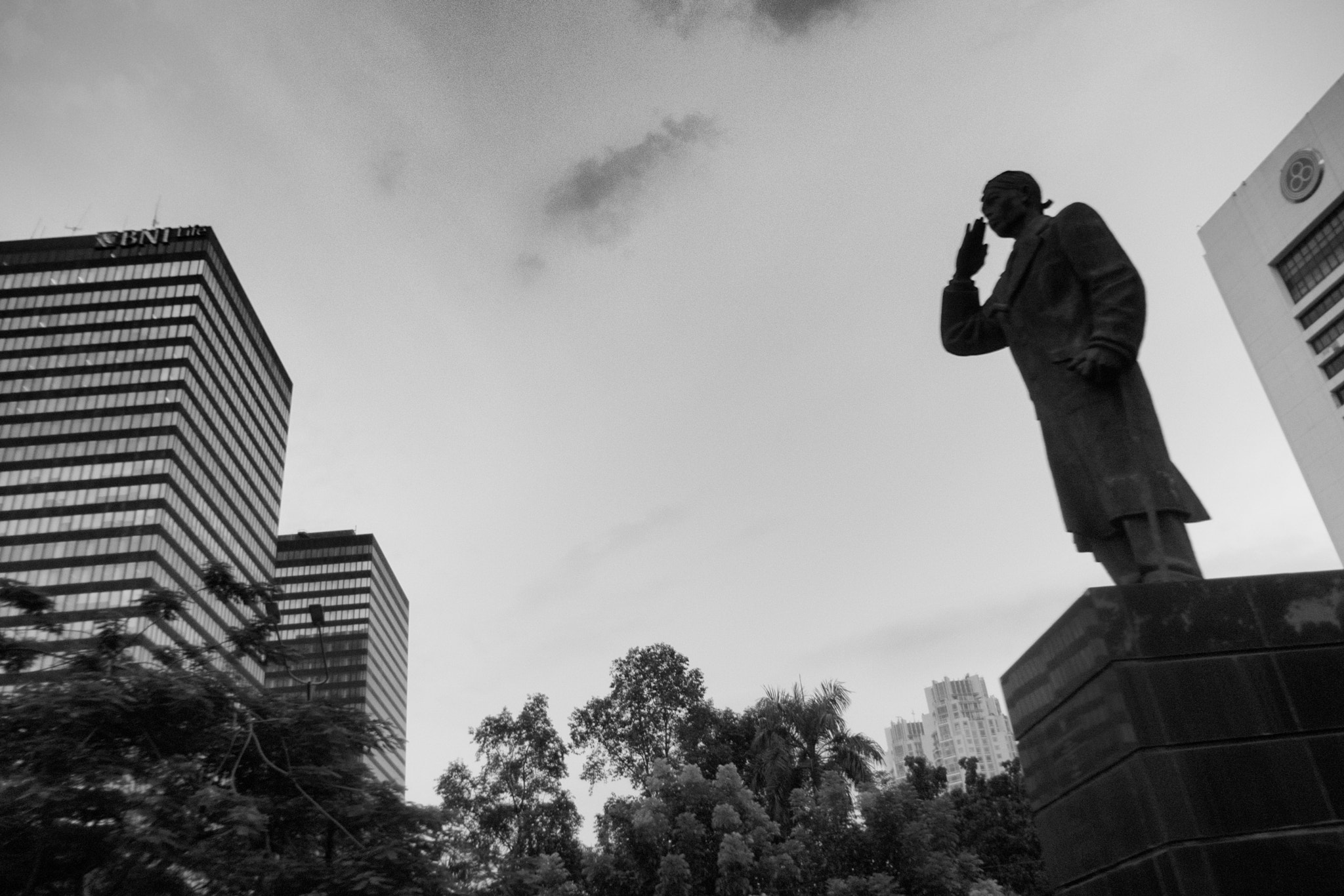 Olympus Stylus XZ-10 sample photo. Sudirman photography