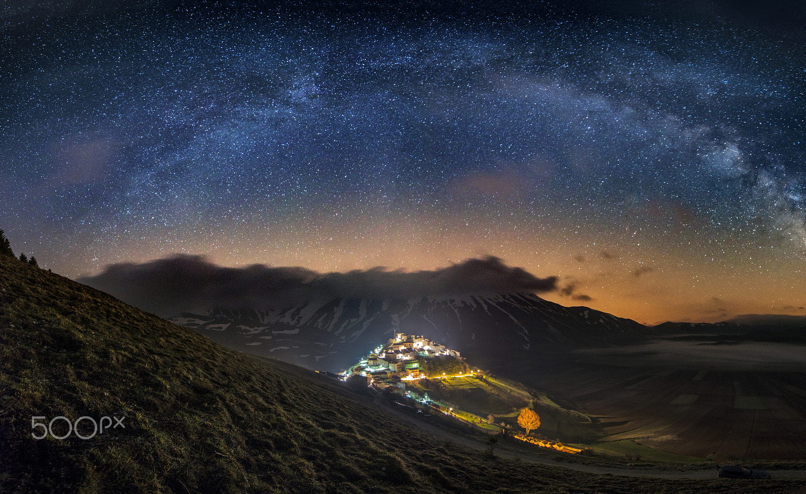 Nikon D600 sample photo. In wonderland  castelluccio di norcia umbria italy photography