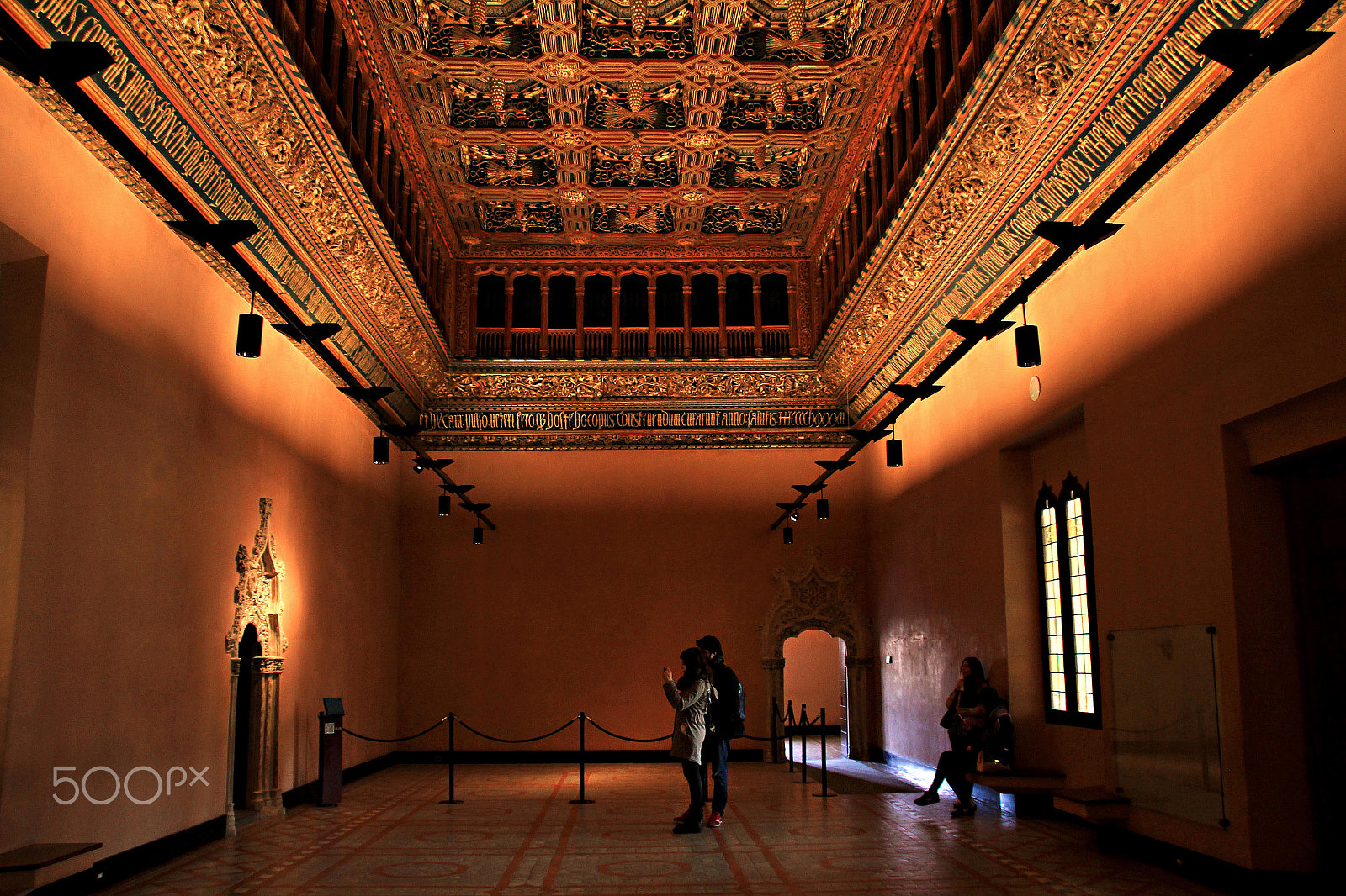Sigma 18-250mm F3.5-6.3 DC OS HSM sample photo. Throne room photography