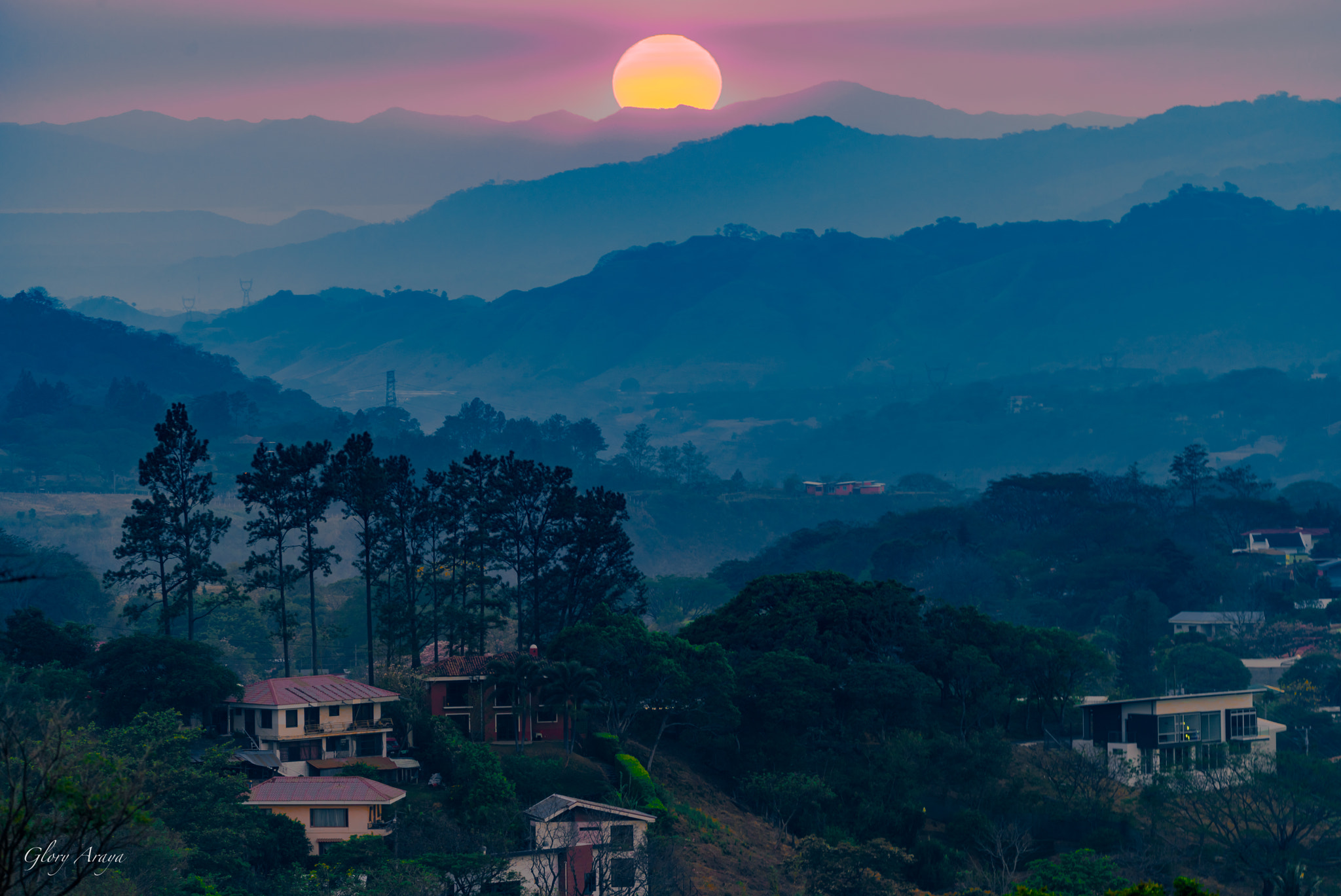 Sigma 150-600mm F5-6.3 DG OS HSM | C sample photo. Atardecer en mi pueblo photography