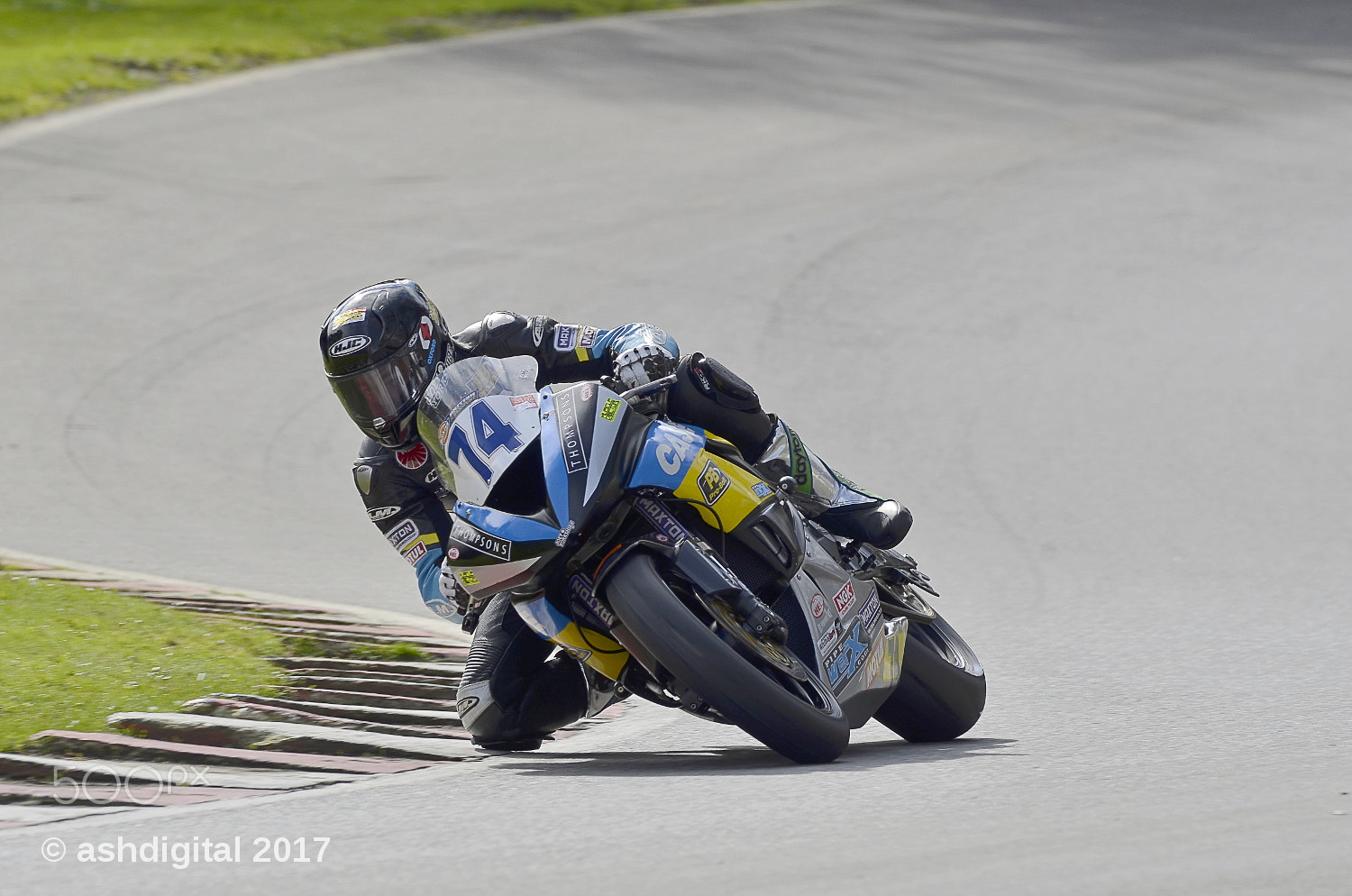 Sigma 150-600mm F5-6.3 DG OS HSM | C sample photo. Auto66 club @ cadwell park england photography