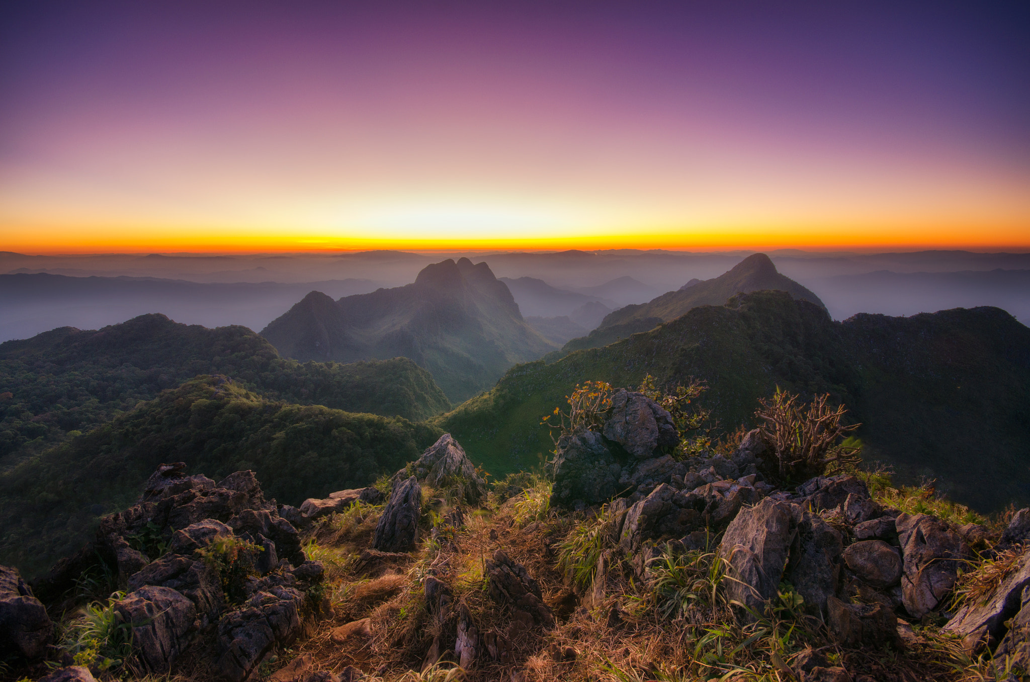 Sigma 10-20mm F4-5.6 EX DC HSM sample photo. Doi luang chiang dao photography