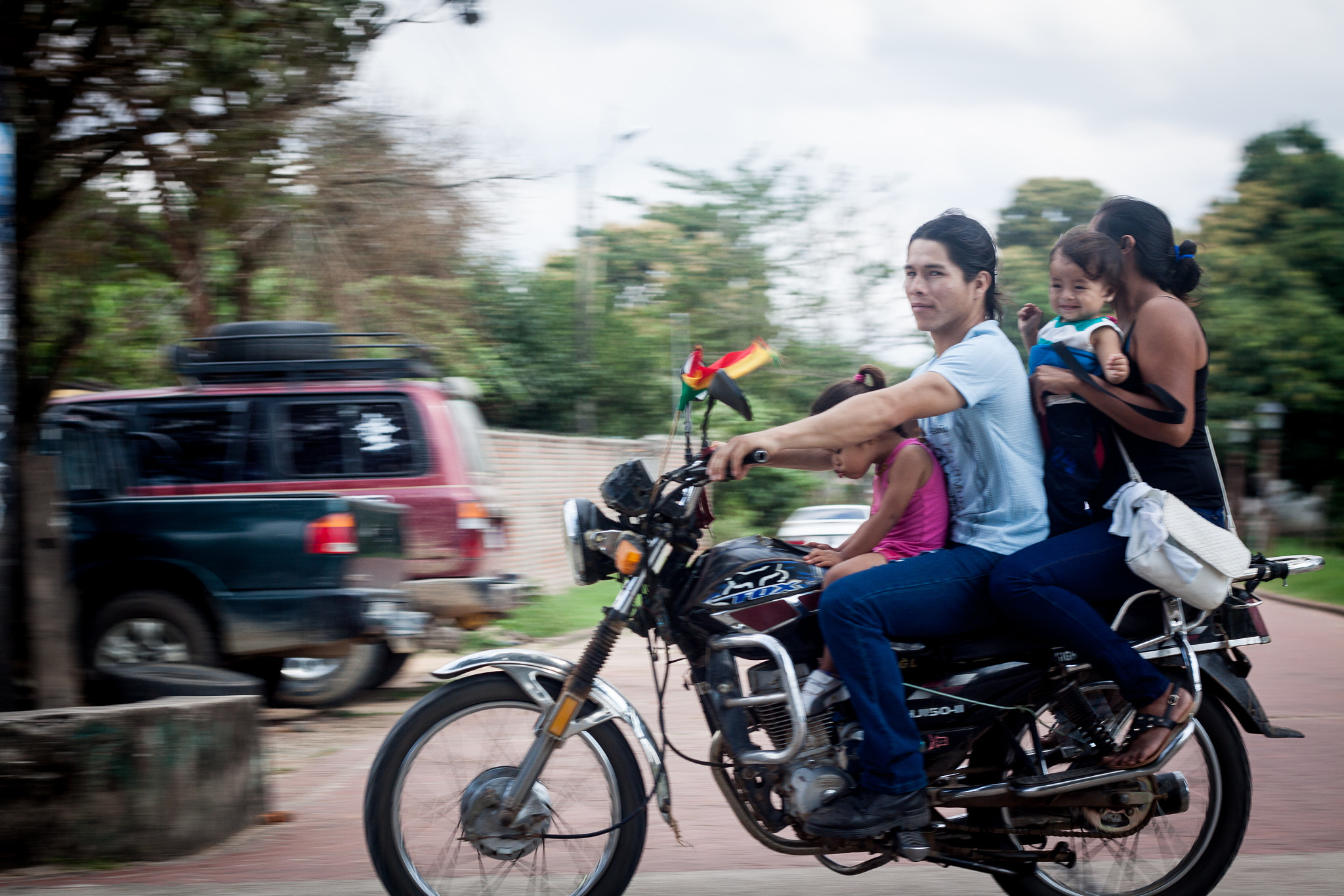 Canon EOS 50D + Canon EF 50mm F1.8 II sample photo. Santa cruz, bolivia photography