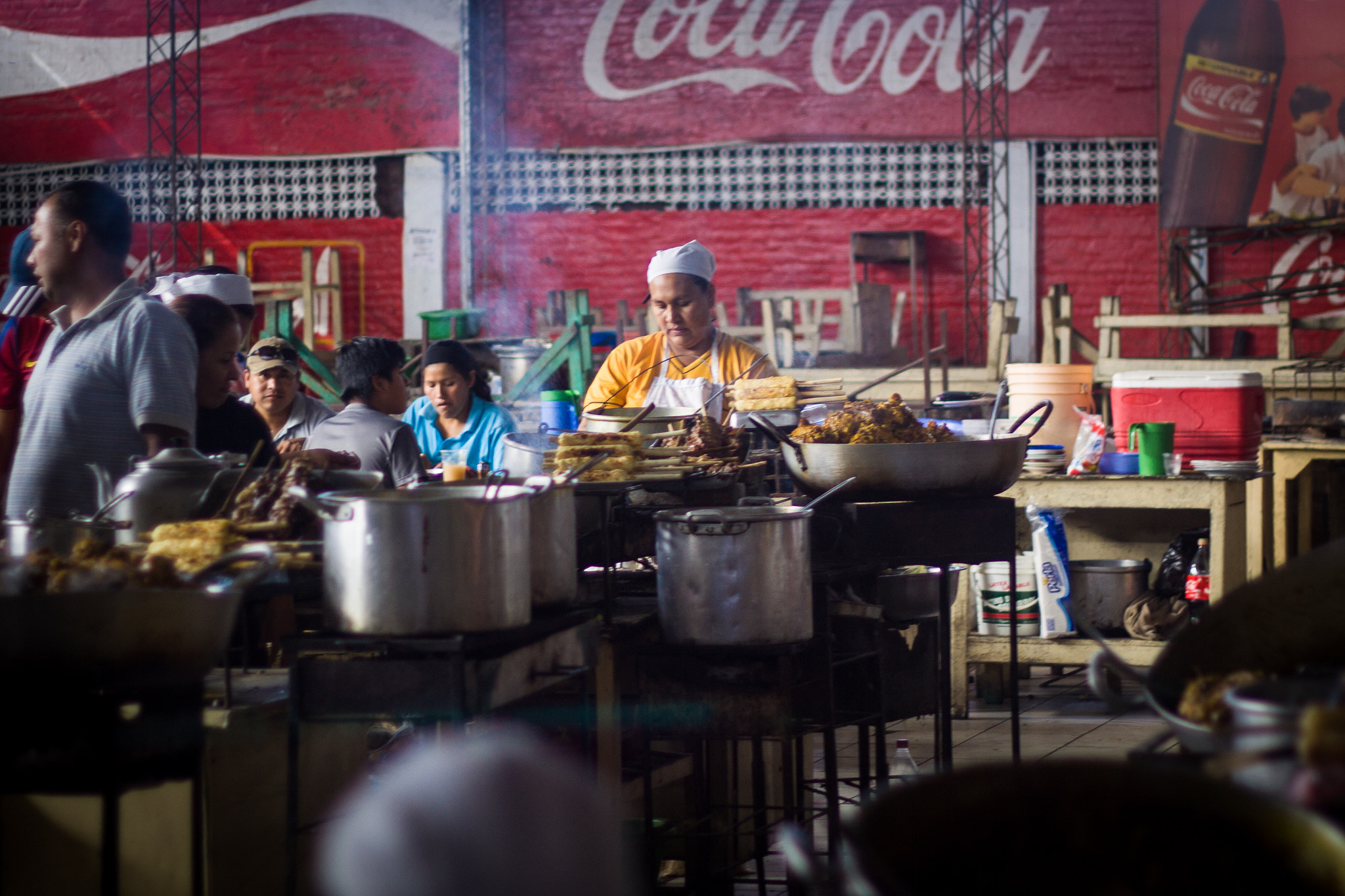 Canon EOS 50D + Canon EF 50mm F1.8 II sample photo. Santa cruz, bolivia photography