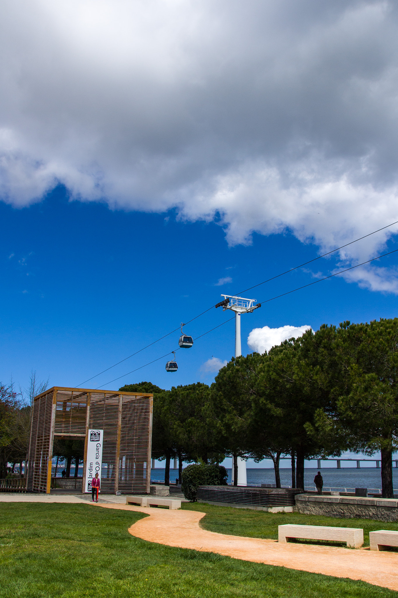 Canon EF-S 17-55mm F2.8 IS USM sample photo. Expo photography