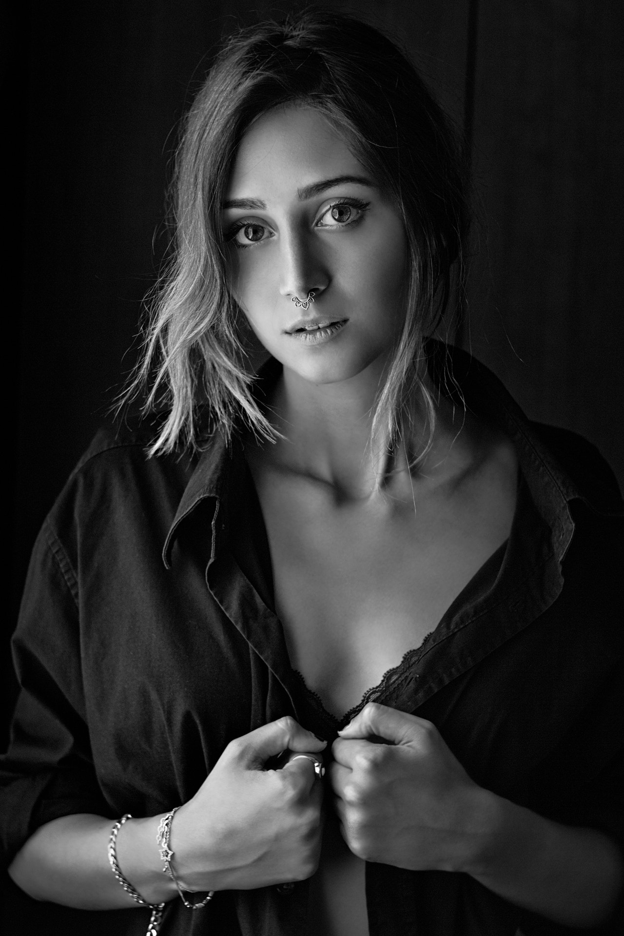 Canon EF 35-80mm f/4-5.6 sample photo. Clothes thief photography