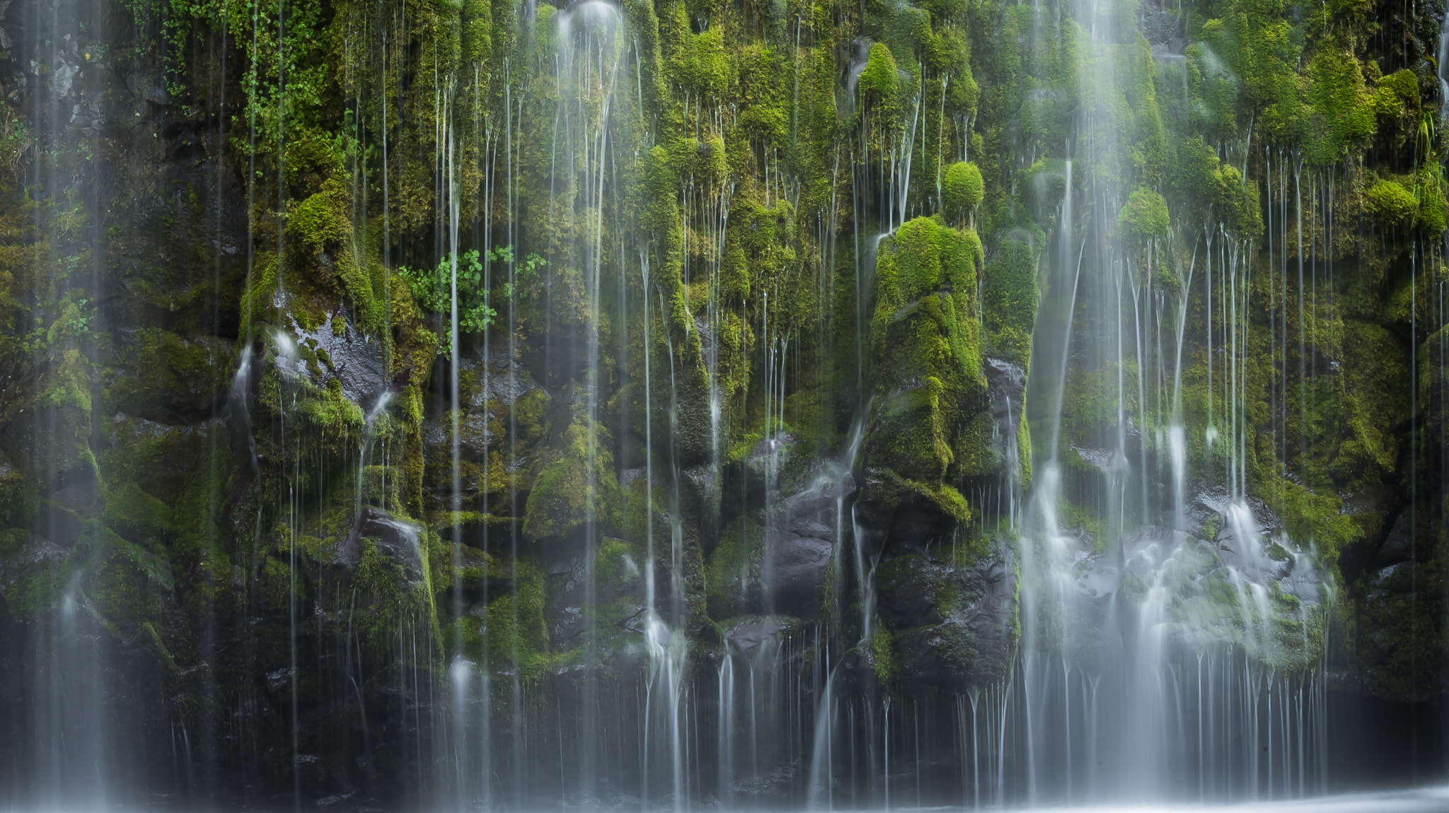 Canon EF 70-300mm F4-5.6 IS USM sample photo. Mossbrae falls photography